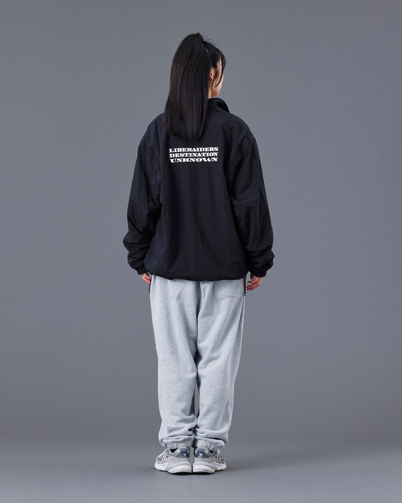 upload_20250605_REVERSIBLE WIND BREAKER II_051_052_77007_h005_45_45.jpg