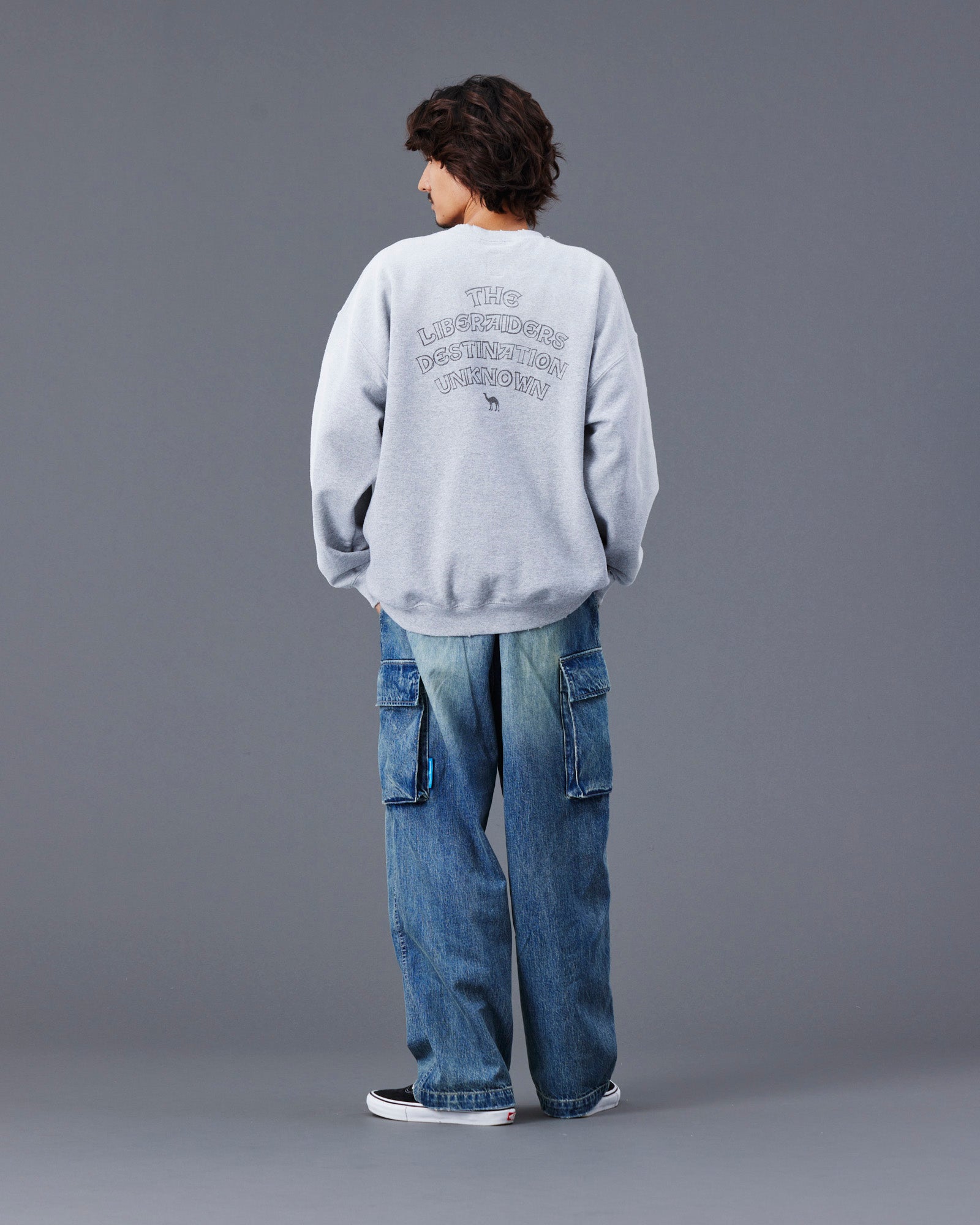 upload_20250605_SAHARA CREWNECK_032_33_77314_h004_45_1.jpg