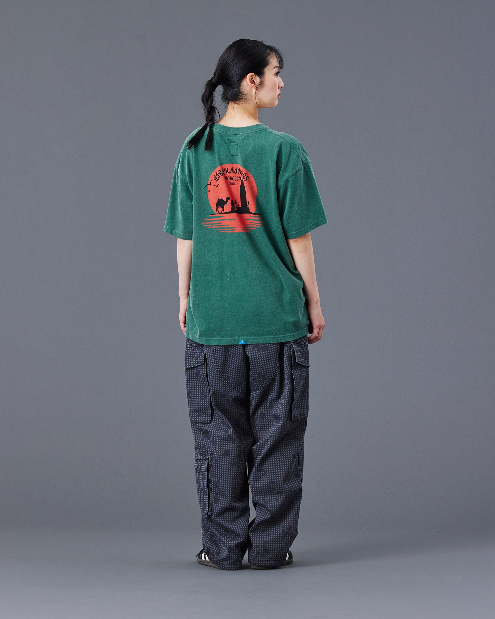 upload_20250605_SUNSET LOGO TEE_019_77605_h002_45.jpg