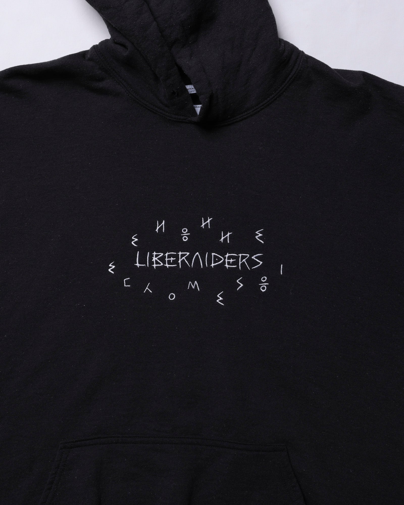 upload_20250605_TIFINAGH EMBROIDERY HOODIE_006_07_77312_c001_45.jpg