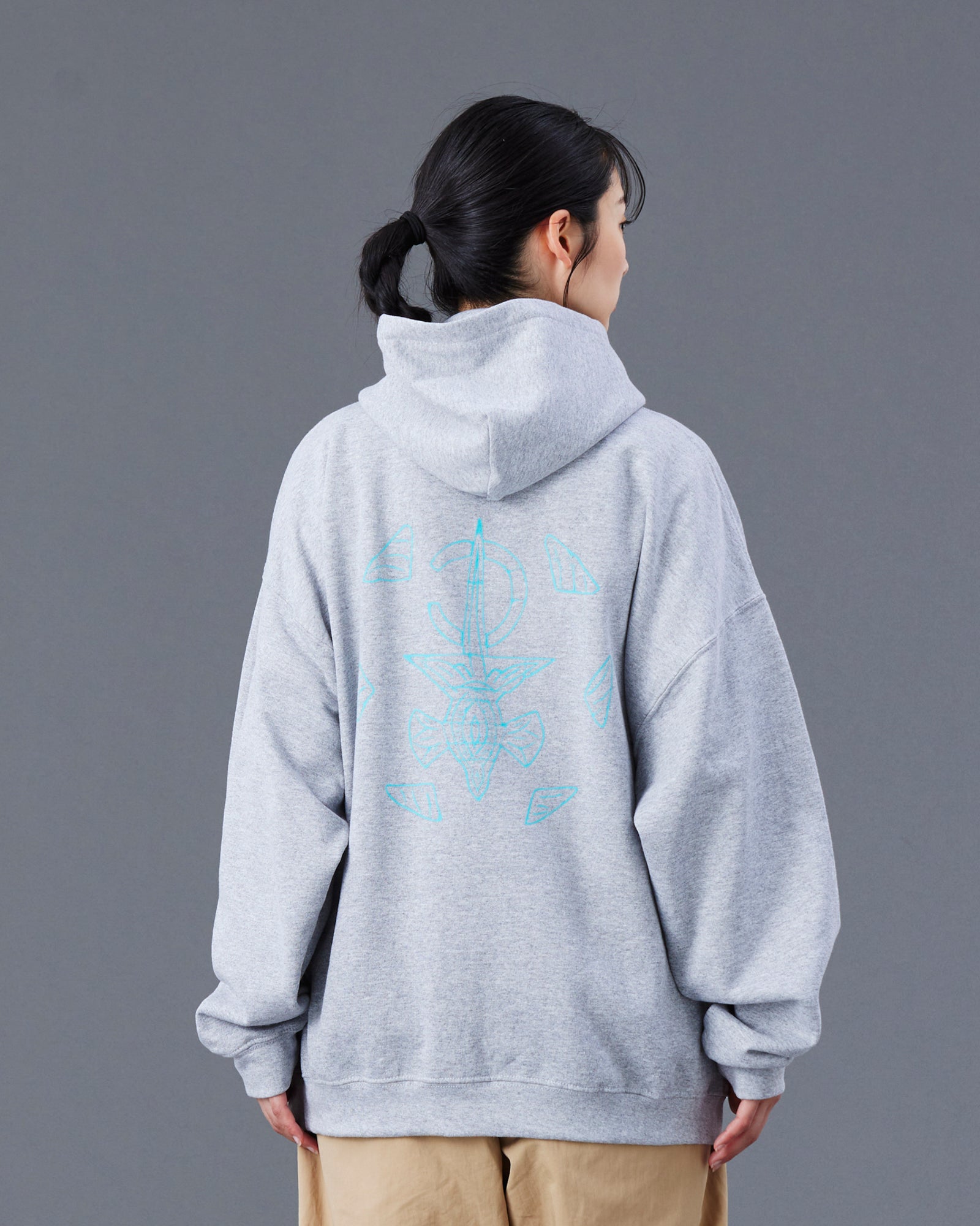upload_20250605_TIFINAGH EMBROIDERY HOODIE_019_20_77312_G005_45.jpg