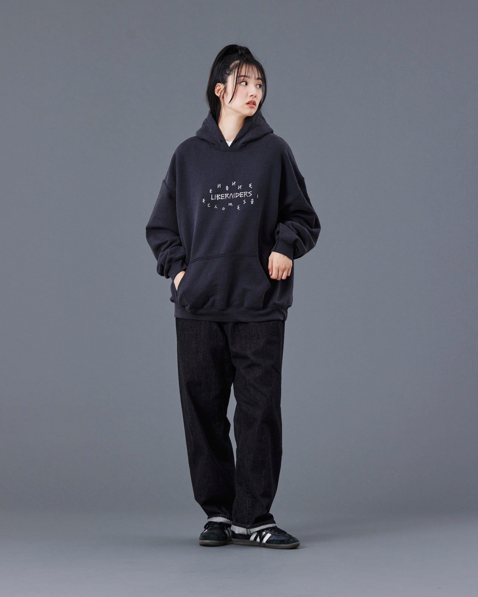 upload_20250605_TIFINAGH EMBROIDERY HOODIE_025_26_77312_h002_45.jpg