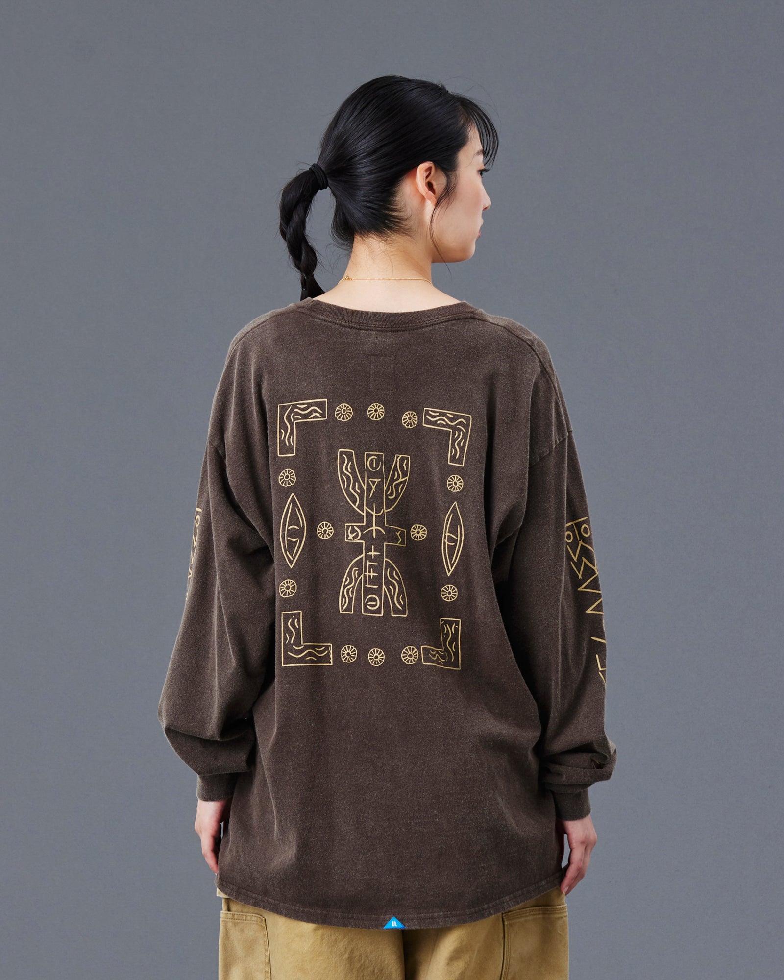 upload_20250605_TIFINAGH LOGO L_S TEE_021_022_77506_G008_45.jpg