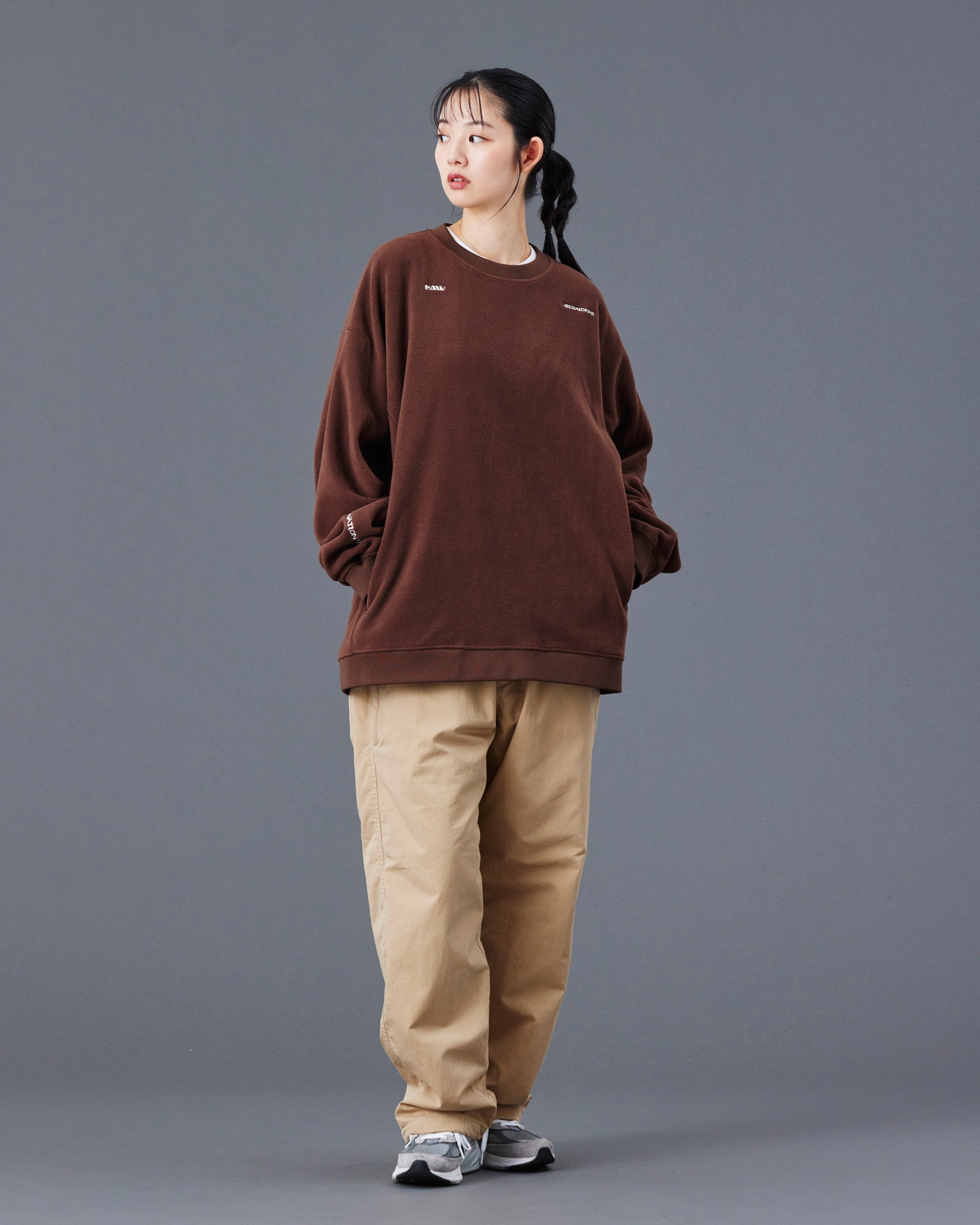 upload_20250805_FLEECE CREWNECK_010_77307_h002_45_1.jpg