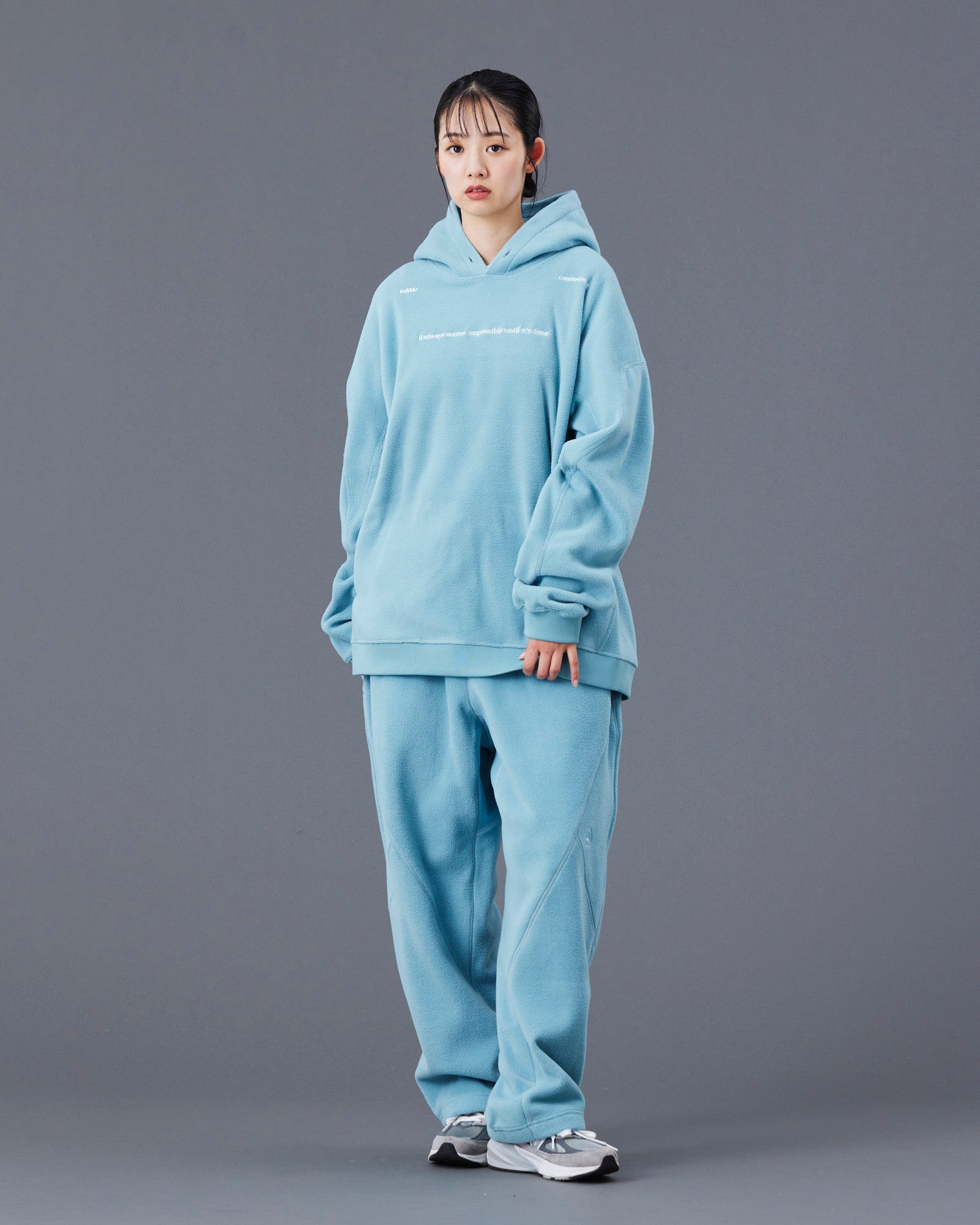 upload_20250805_FLEECE HOODIE_014_77306_h005_45_1.jpg