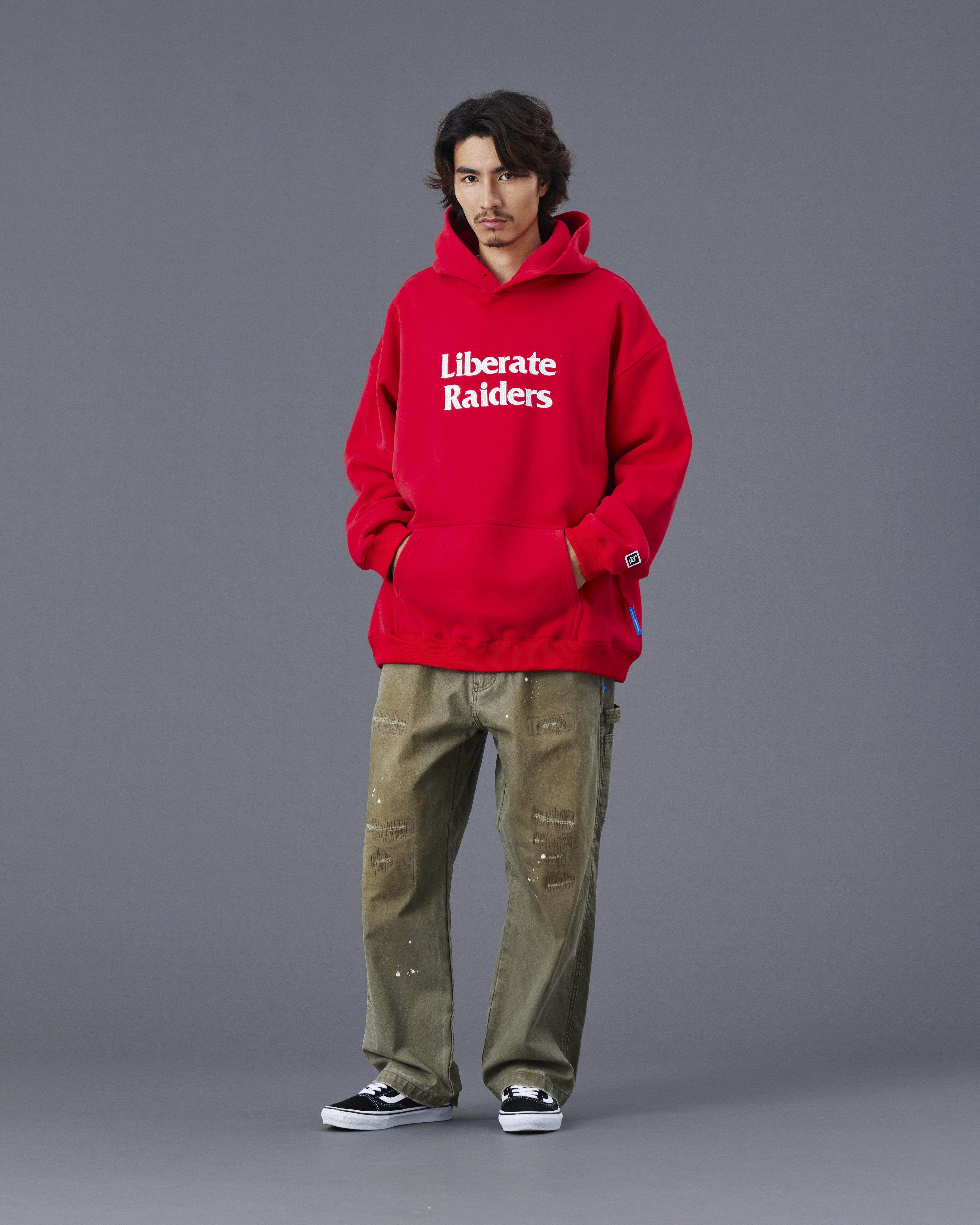 upload_20250805_LR EMBROIDERY HOODIE_016_77313_h002_45.jpg