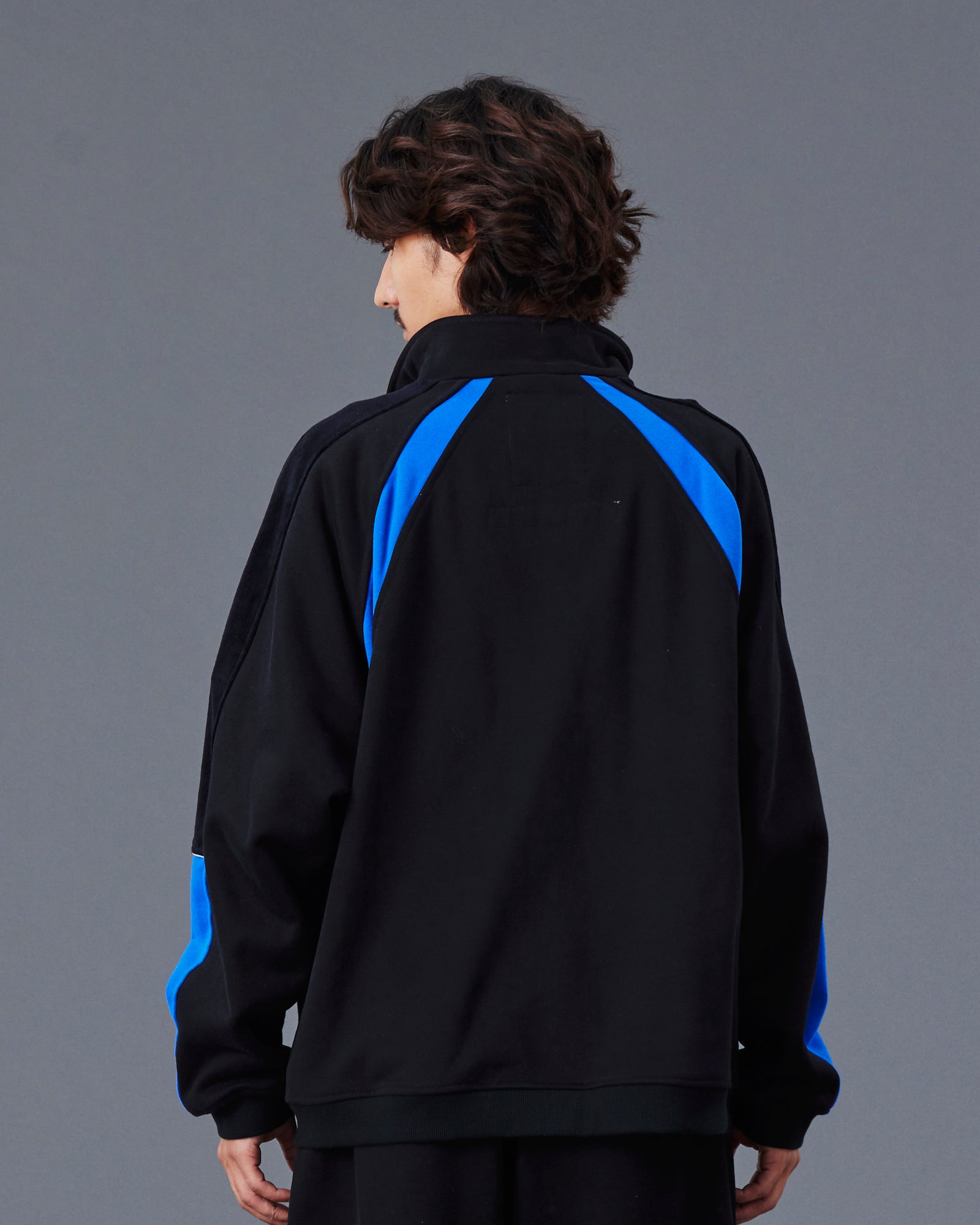 upload_20250805_LR TRACK JACKET_005_77303_G002_45.jpg