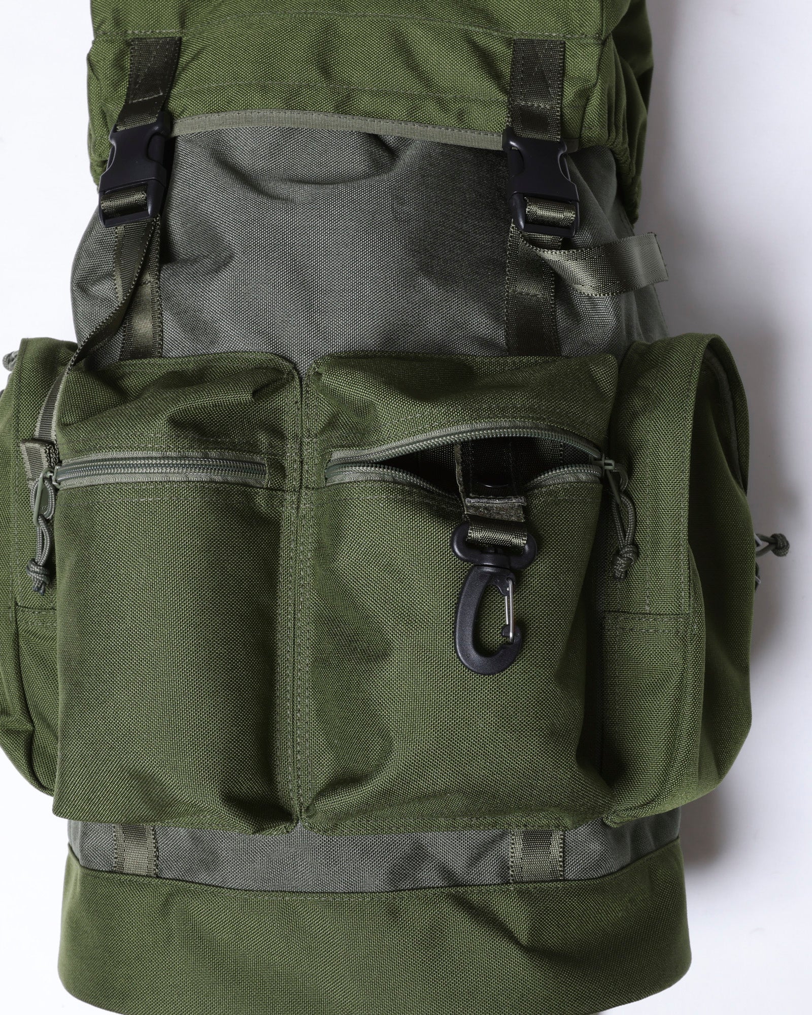 upload_20250805_Liberaiders PX TRAVELIN’ SOLDIER BACKPACK II_028_29_89901_c007_2000_45.jpg