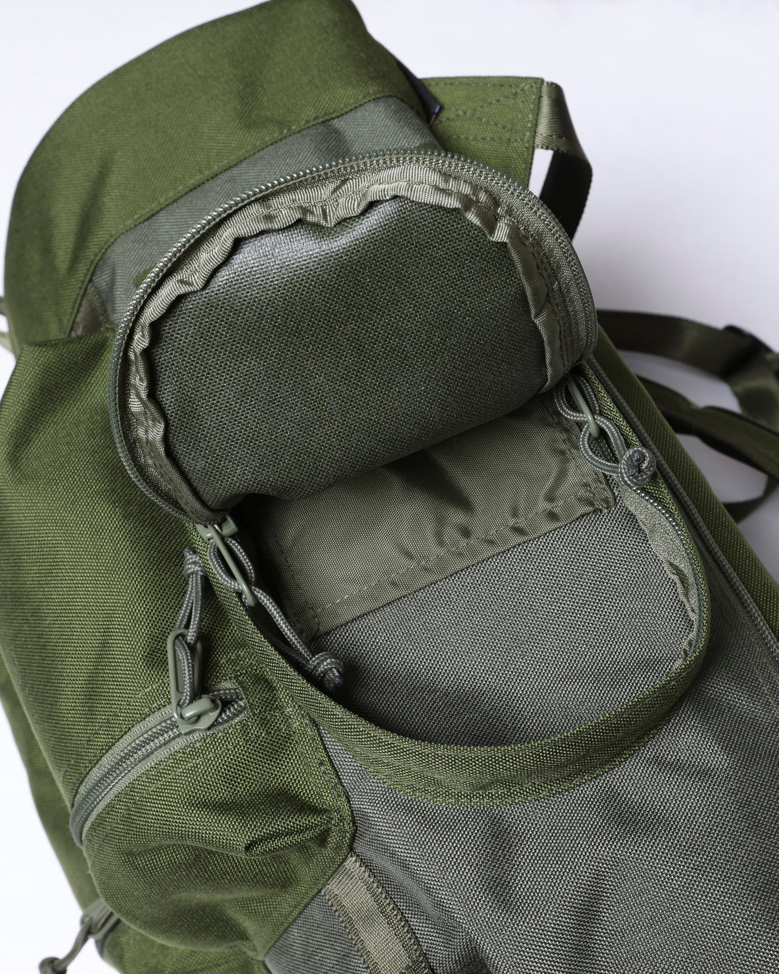 upload_20250805_Liberaiders PX TRAVELIN’ SOLDIER BACKPACK II_031_32_89901_c013_2000_45.jpg
