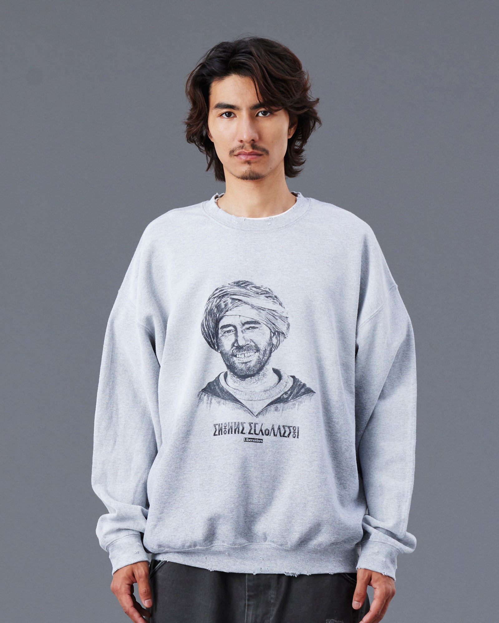 upload_20250805_PORTRAIT CREWNECK_018_19_77316_G005_45.jpg