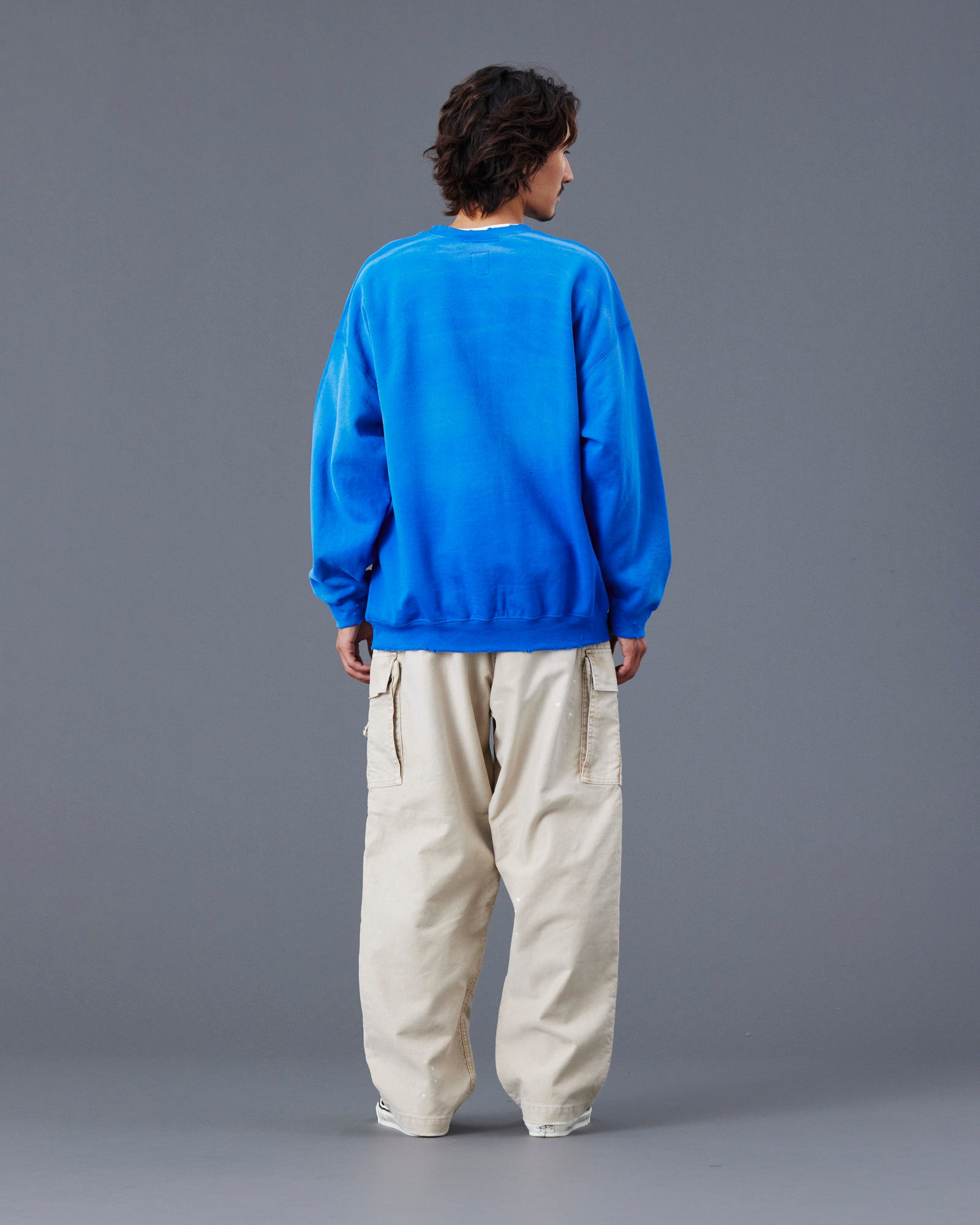 upload_20250805_PORTRAIT CREWNECK_024_25_77316_h004_45_1.jpg