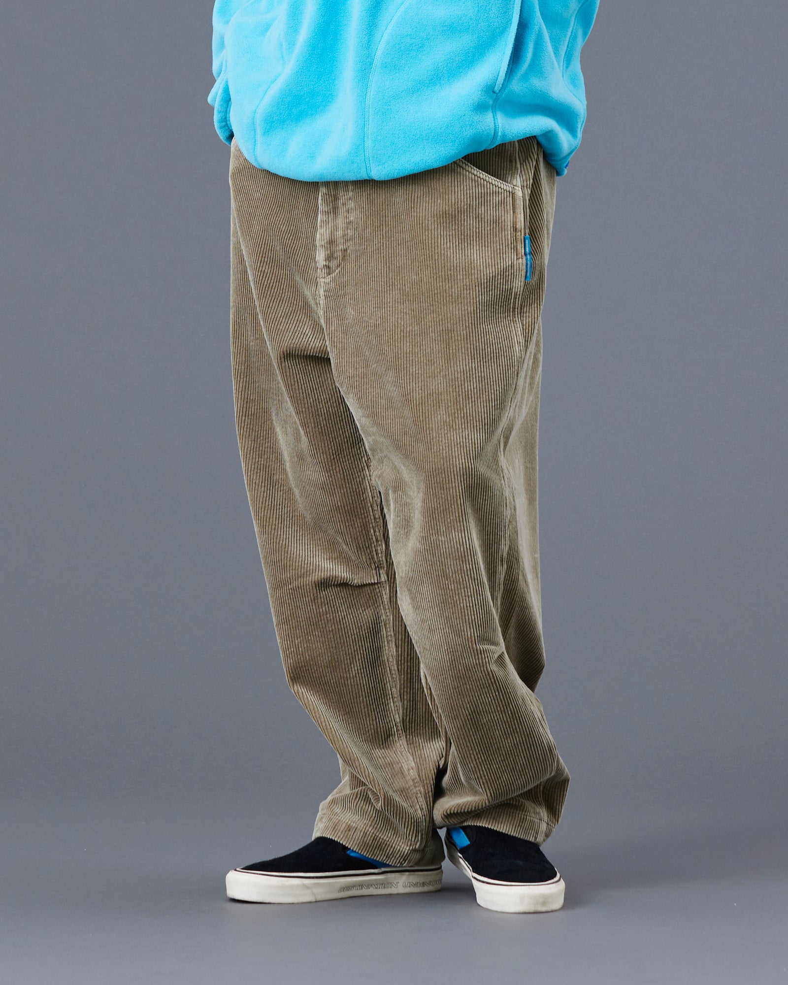 upload_20250822_GARMENT DYED CORDUROY SARROUEL PANTS_021_22_77707_G003_45.jpg