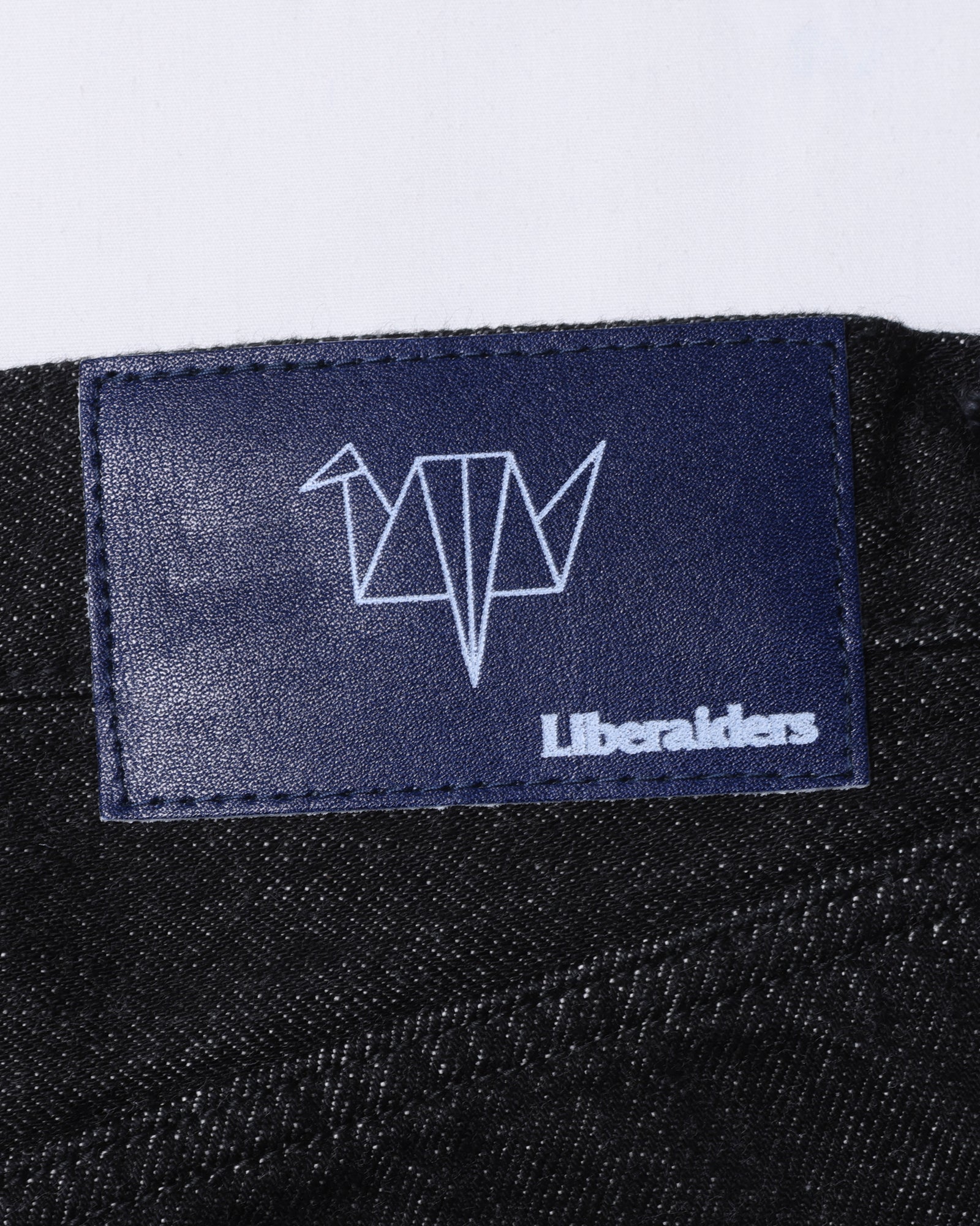 upload_20250822_LR LOOSE FIT DENIM PANTS OW_007_08_77703_c004_45.jpg