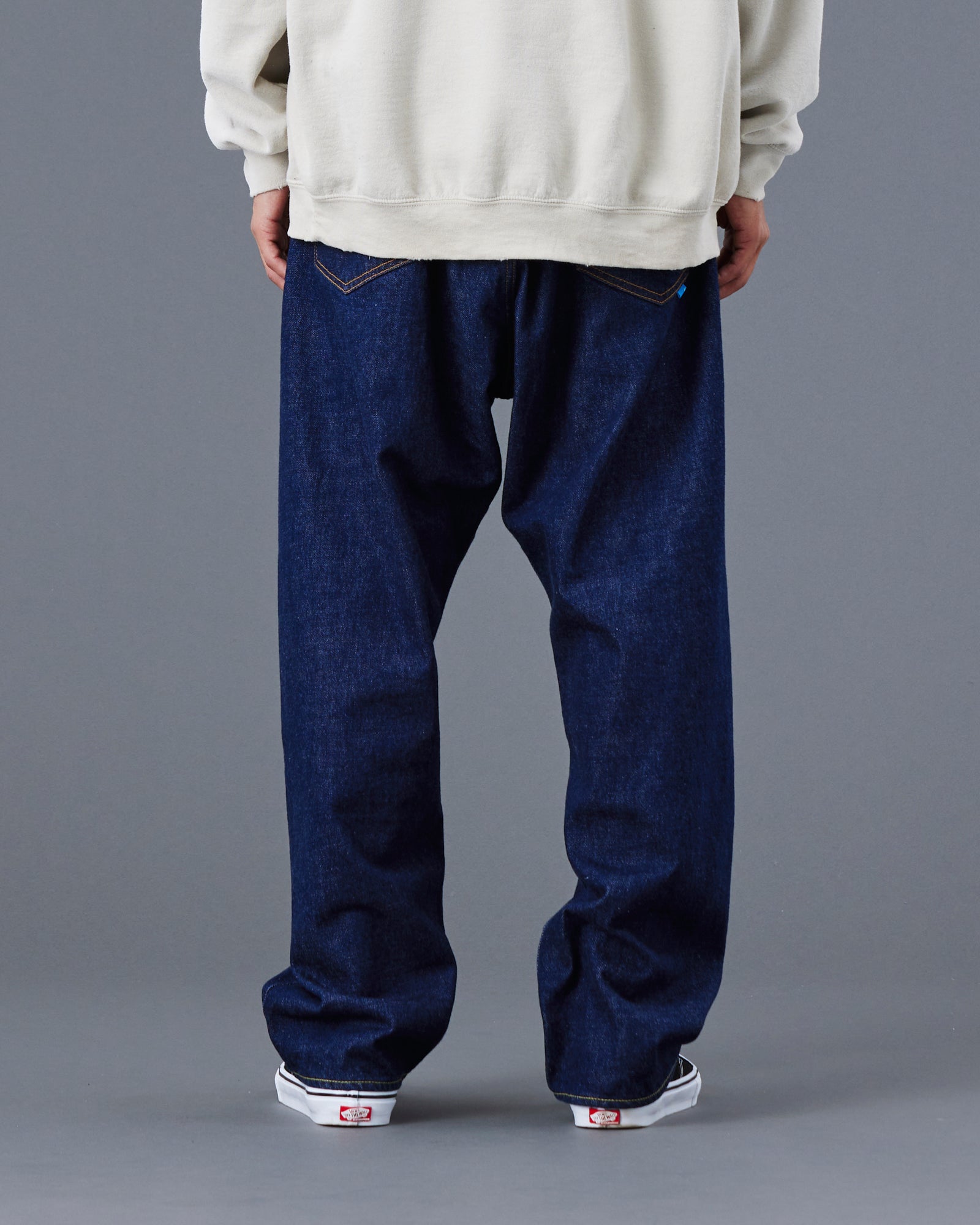 upload_20250822_LR LOOSE FIT DENIM PANTS OW_015_16_77703_G002_45.jpg