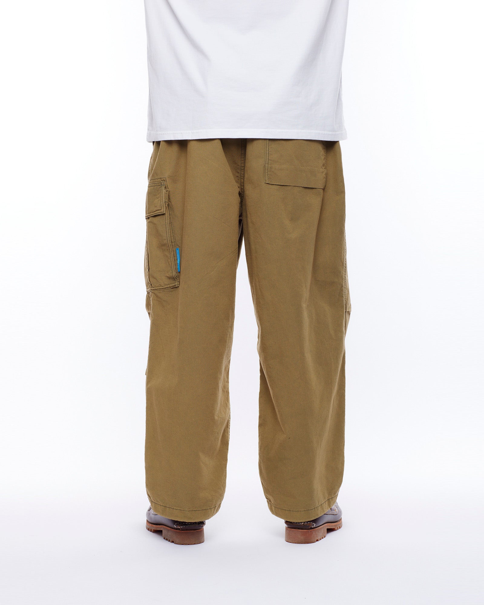 upload_20250830_LR CARGO PANTS_030_71705_n009_45.jpg