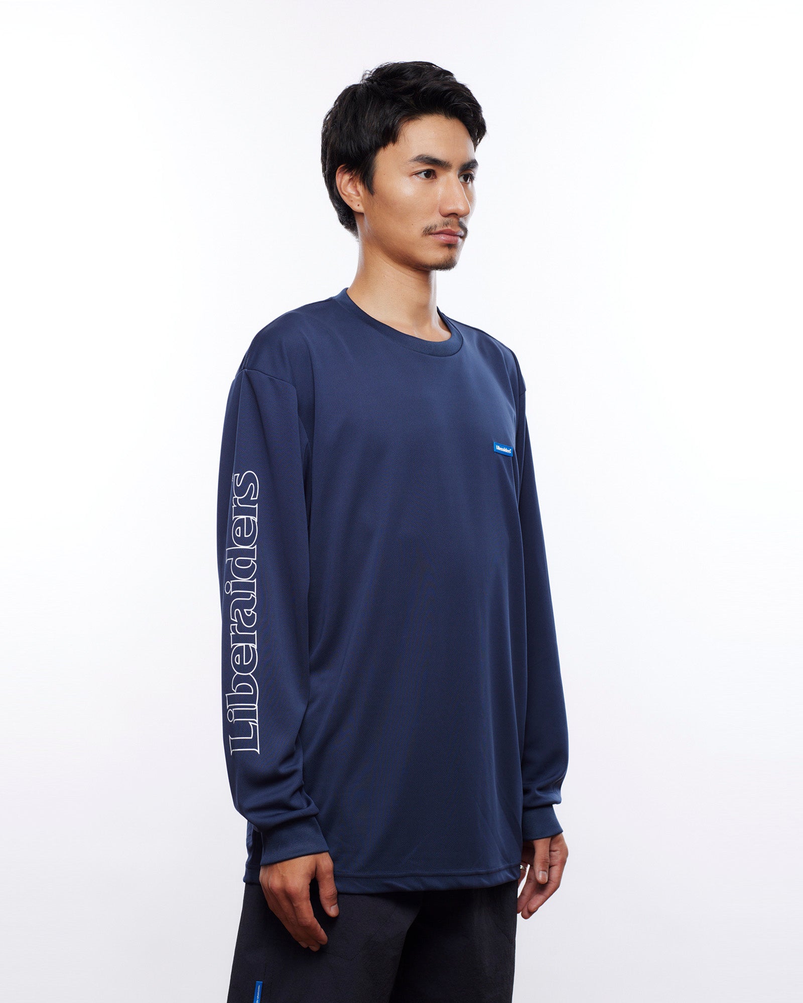 upload_20250830_OG LOGO DRY L_S TEE_024_75106_n005_45.jpg