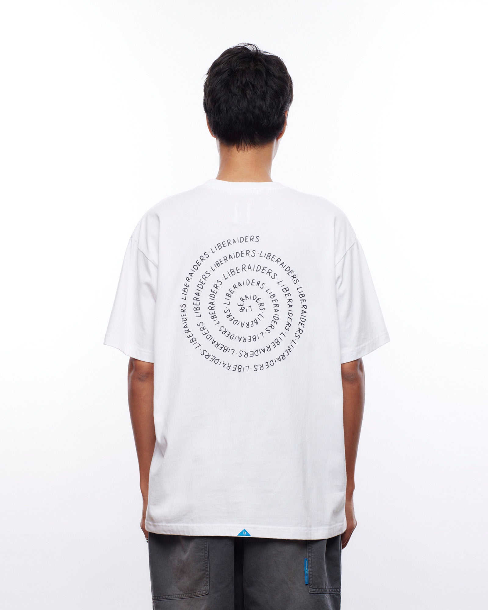 upload_20250830_VORTEX TEE_009_71623_n002_45.jpg