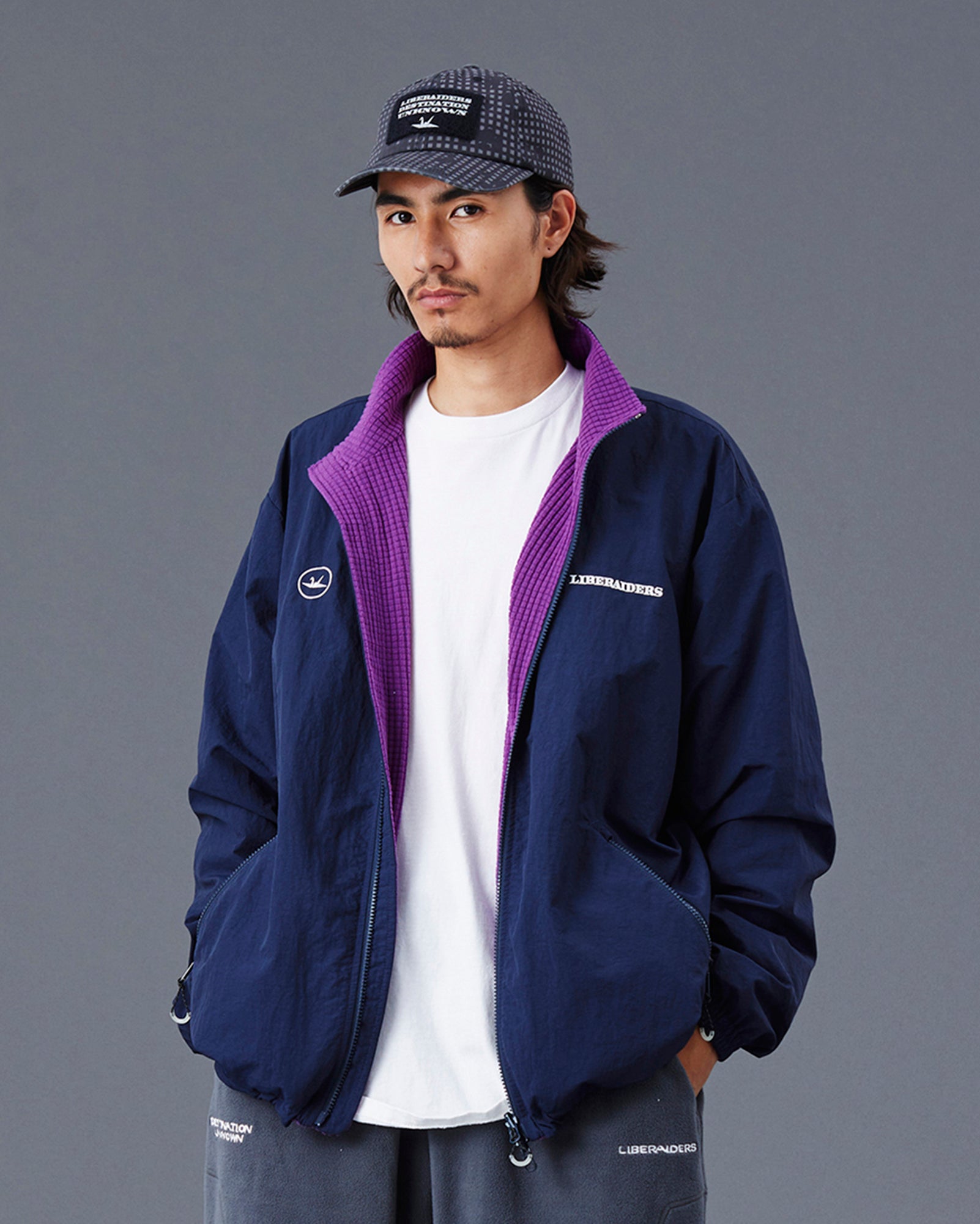 REVERSIBLE WIND BREAKER II