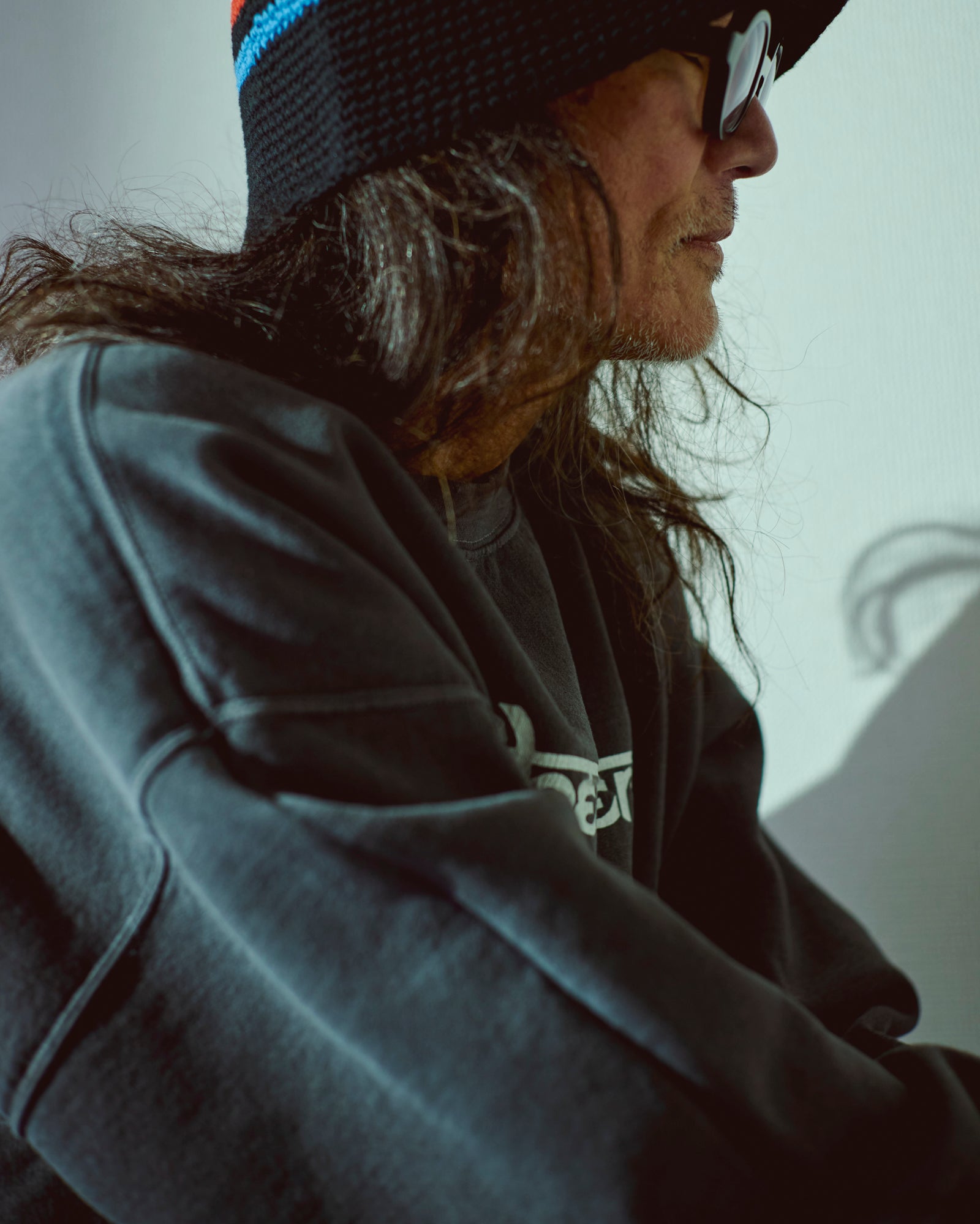 【オンラインストア限定】WISDOM EYES CREWNECK