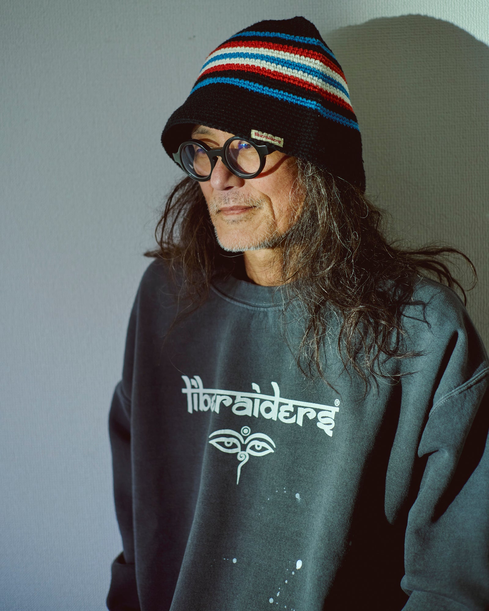 【オンラインストア限定】WISDOM EYES CREWNECK