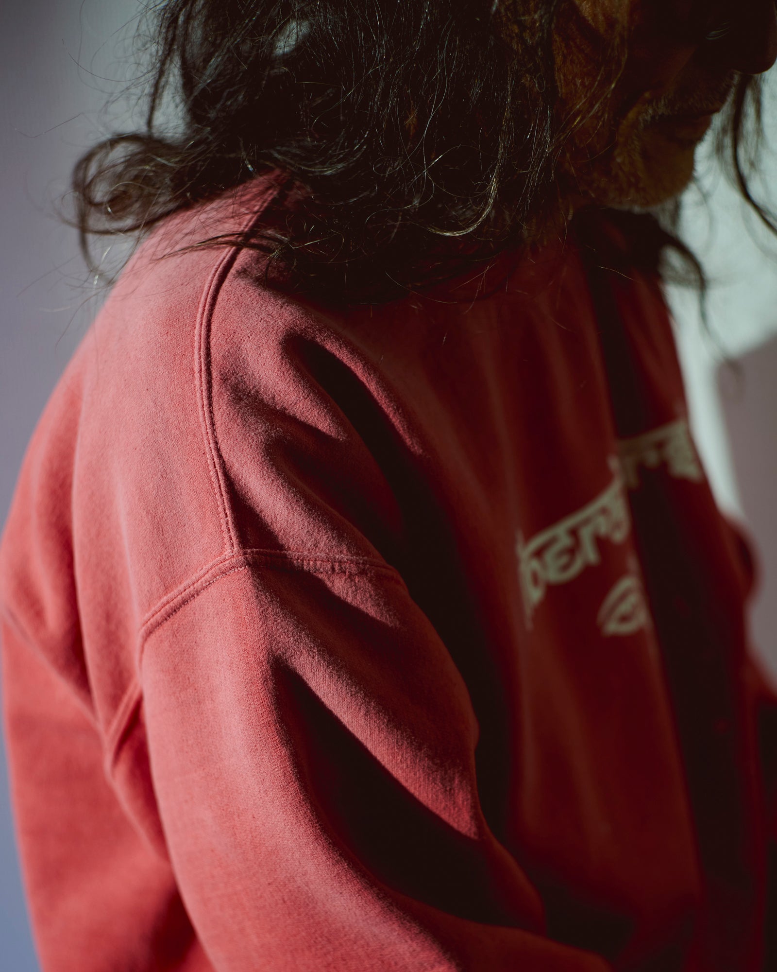 【オンラインストア限定】WISDOM EYES CREWNECK