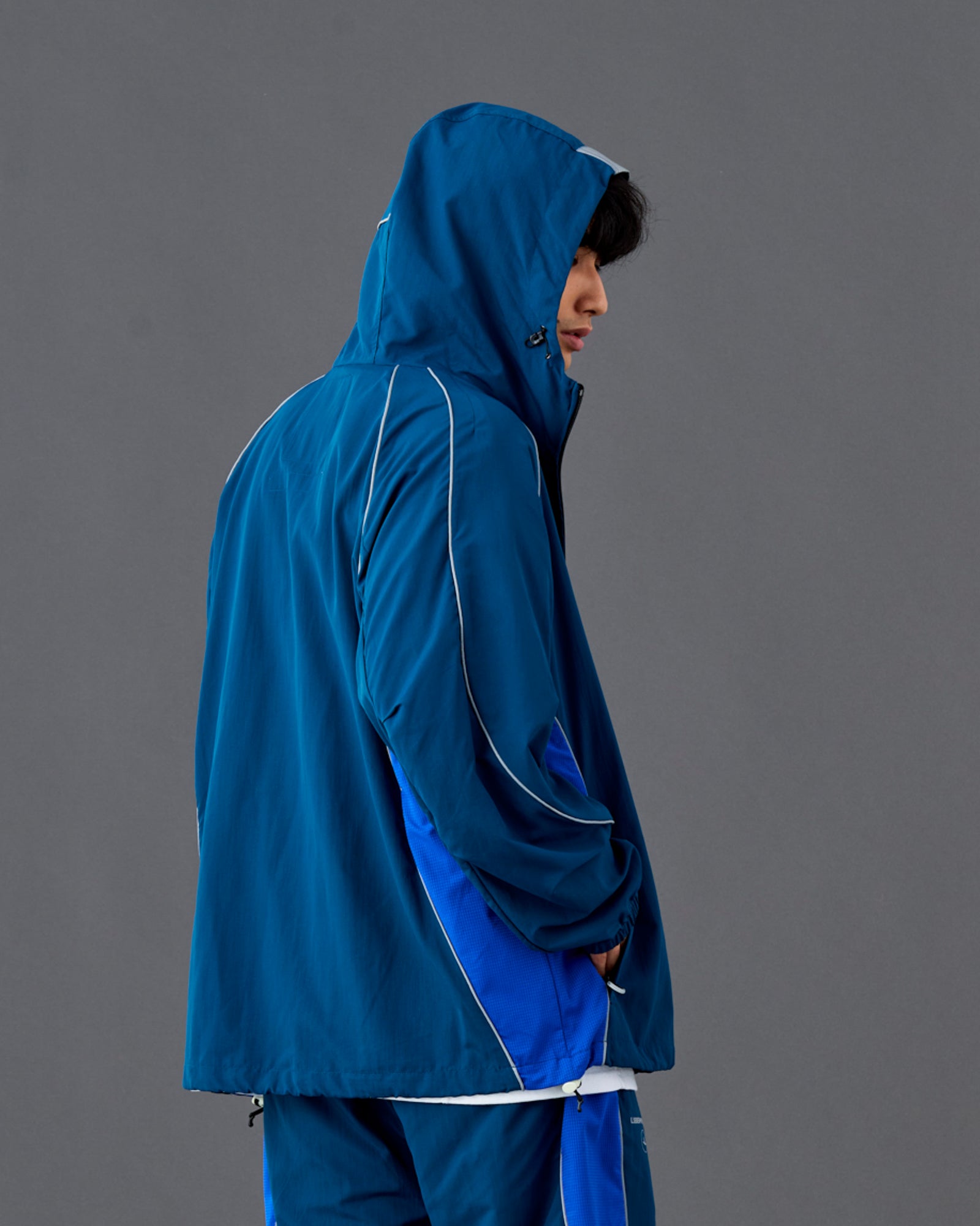 SUPPLEX NYLON ZIP PARKA