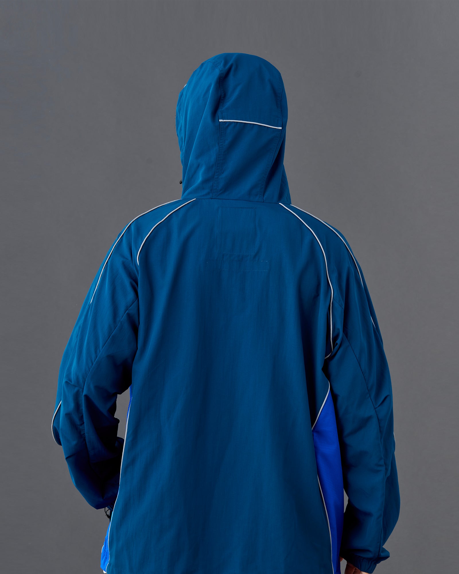 SUPPLEX NYLON ZIP PARKA