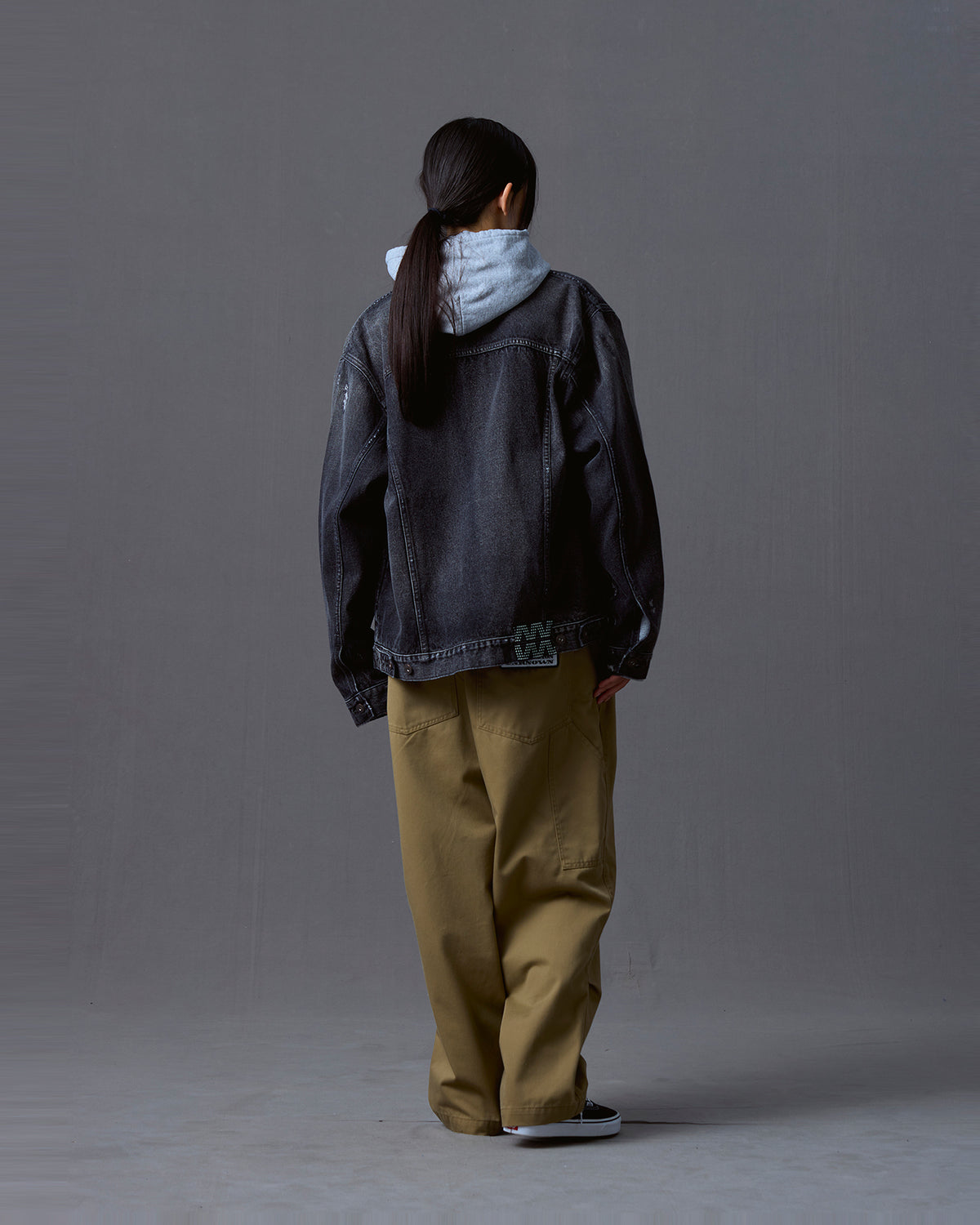 DAMAGED DENIM TRUCKER JACKET