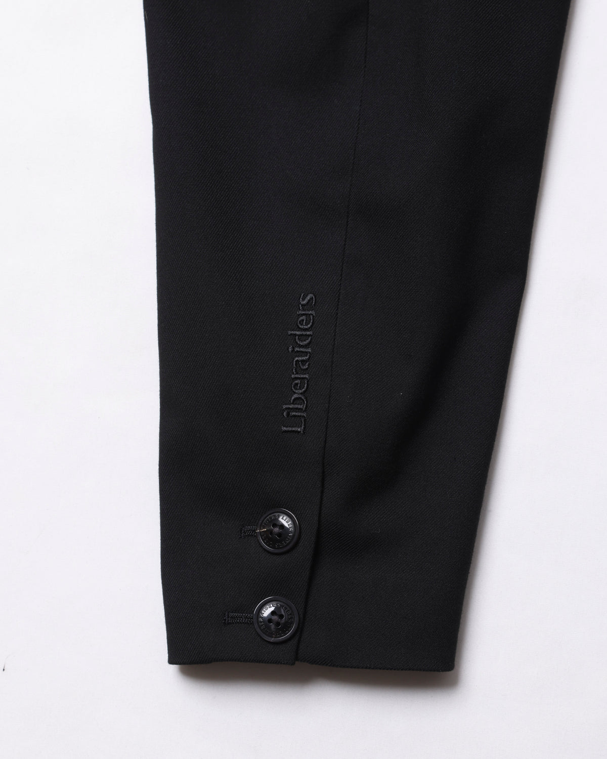 LOOSE FIT 3-BUTTON JACKET