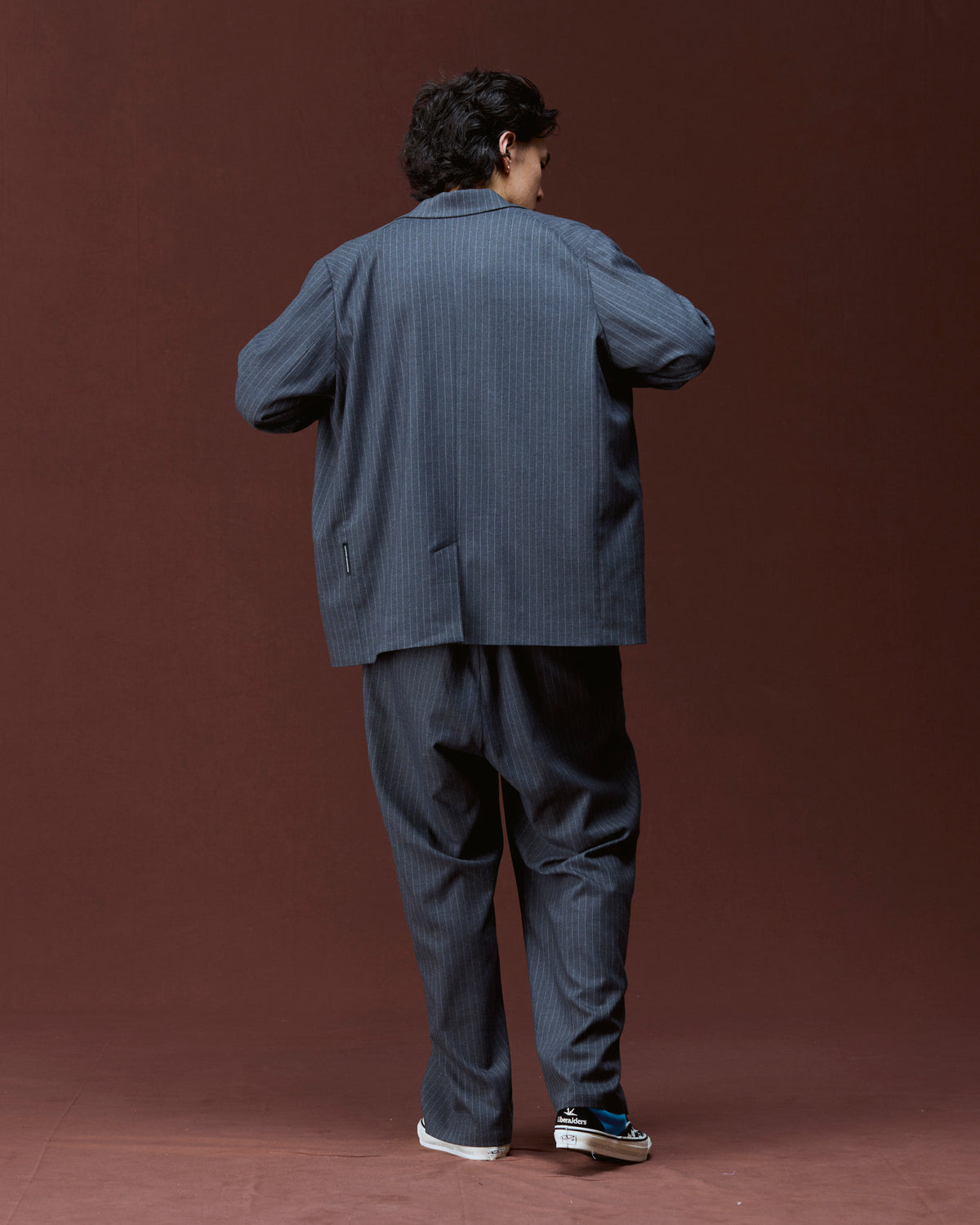 LOOSE FIT 3-BUTTON JACKET