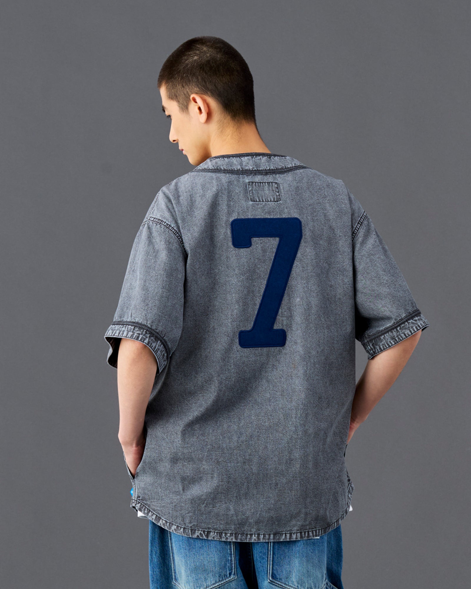 CHAMBRAY BASEBALL SHIRT
