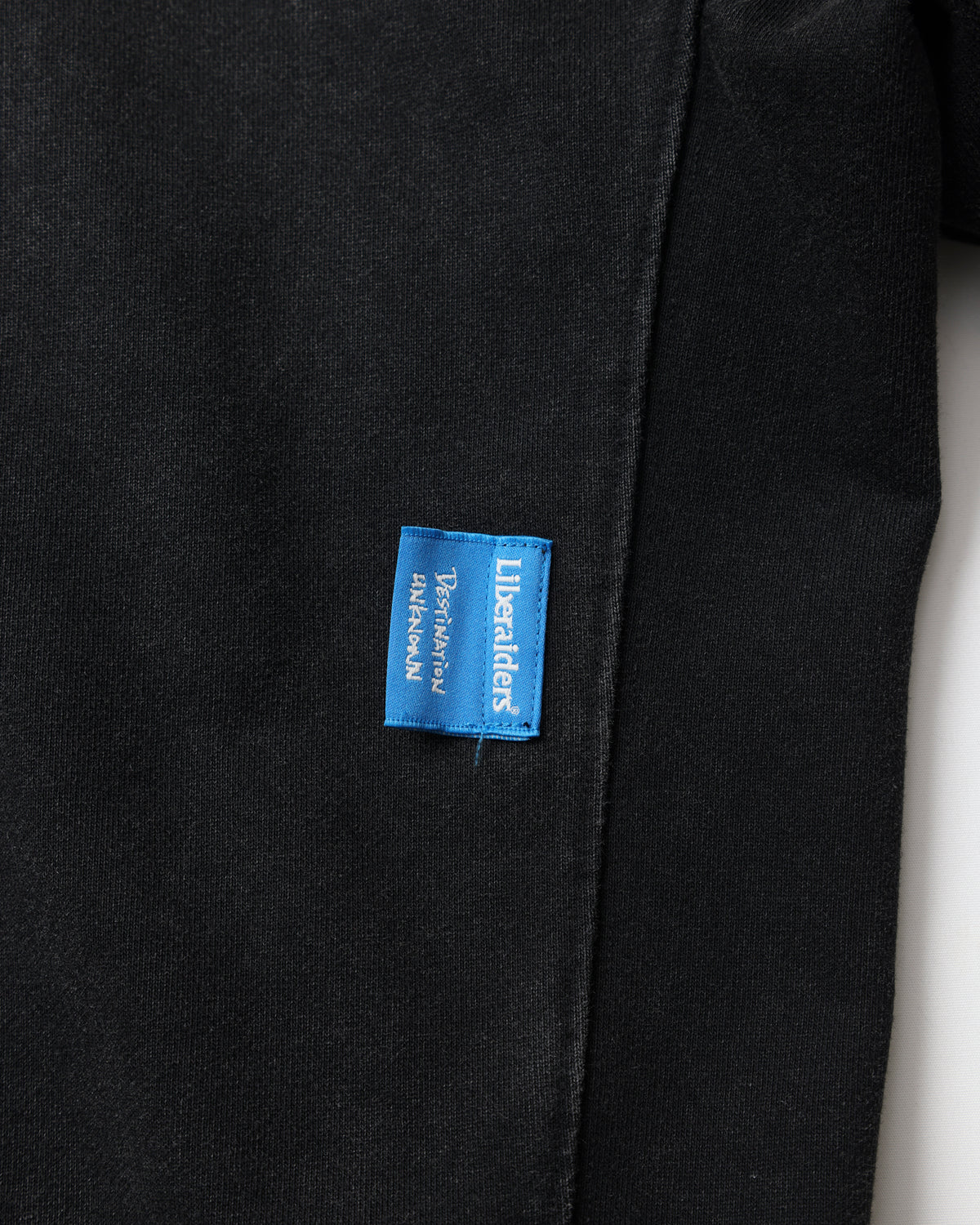 GARMENT DYED HOODIE