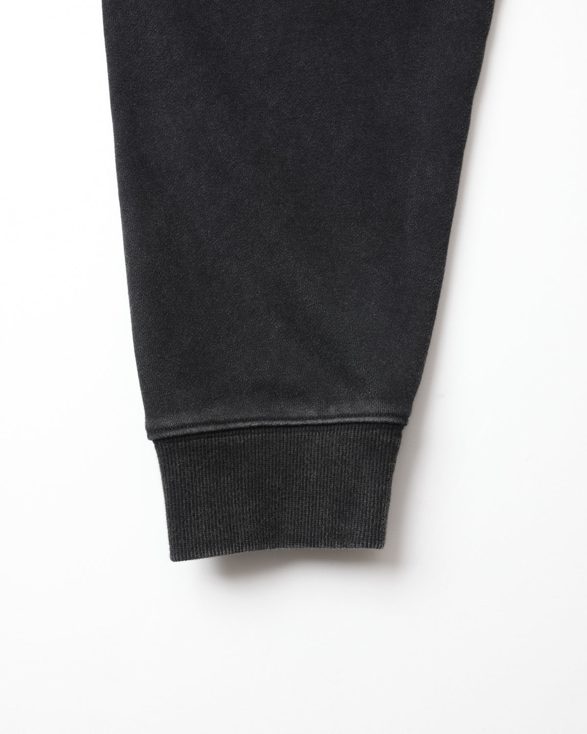 GARMENT DYED HOODIE