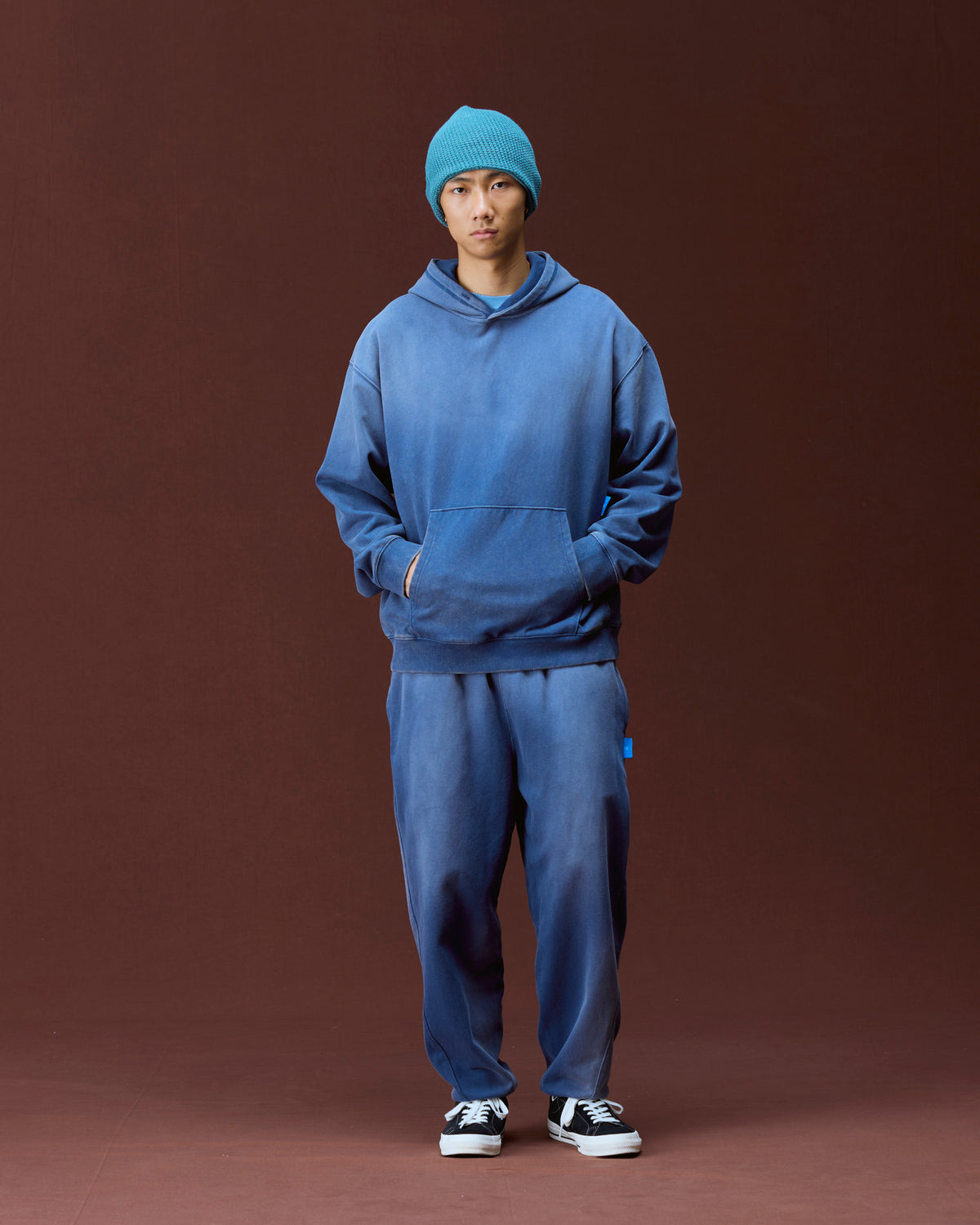 GARMENT DYED HOODIE