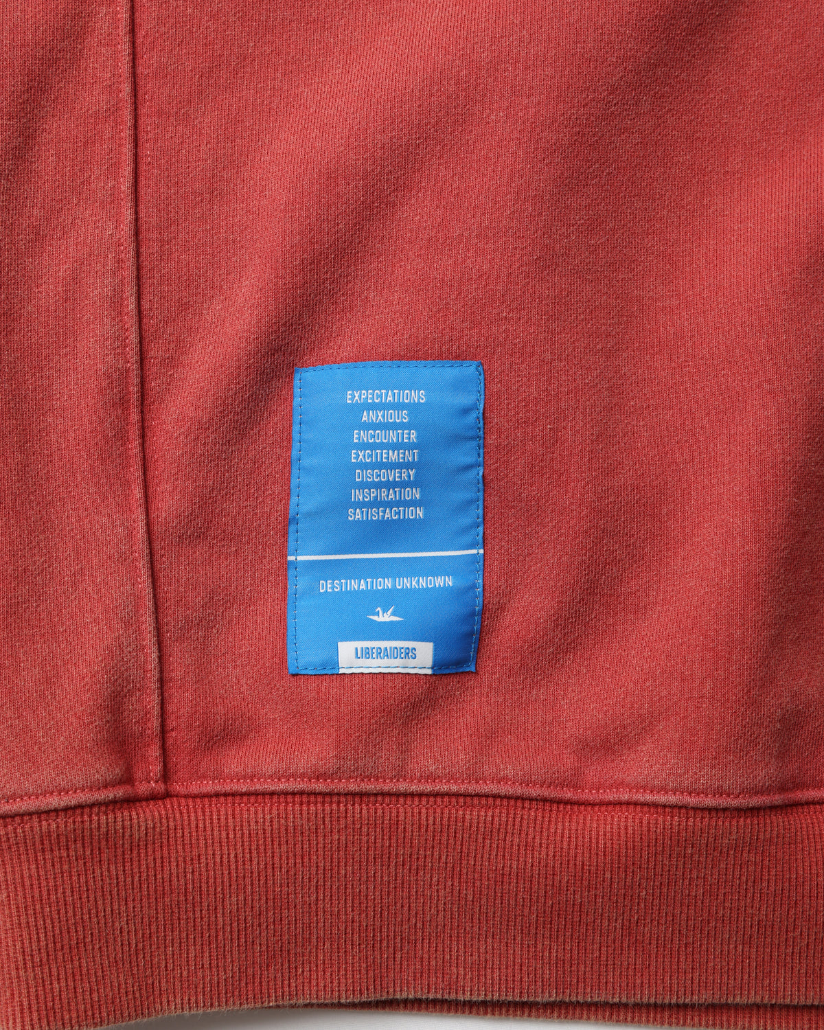 GARMENT DYED CREWNECK