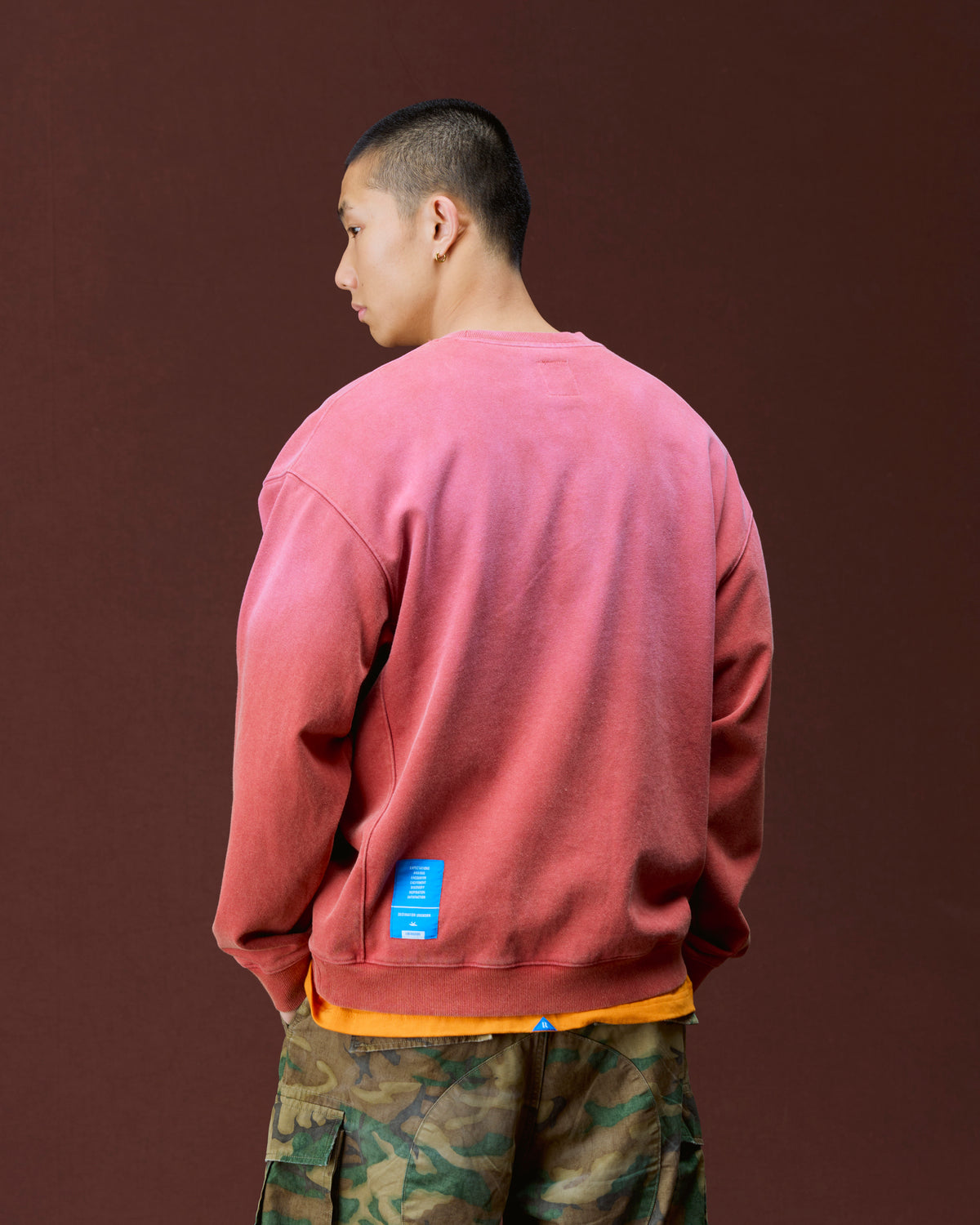 GARMENT DYED CREWNECK