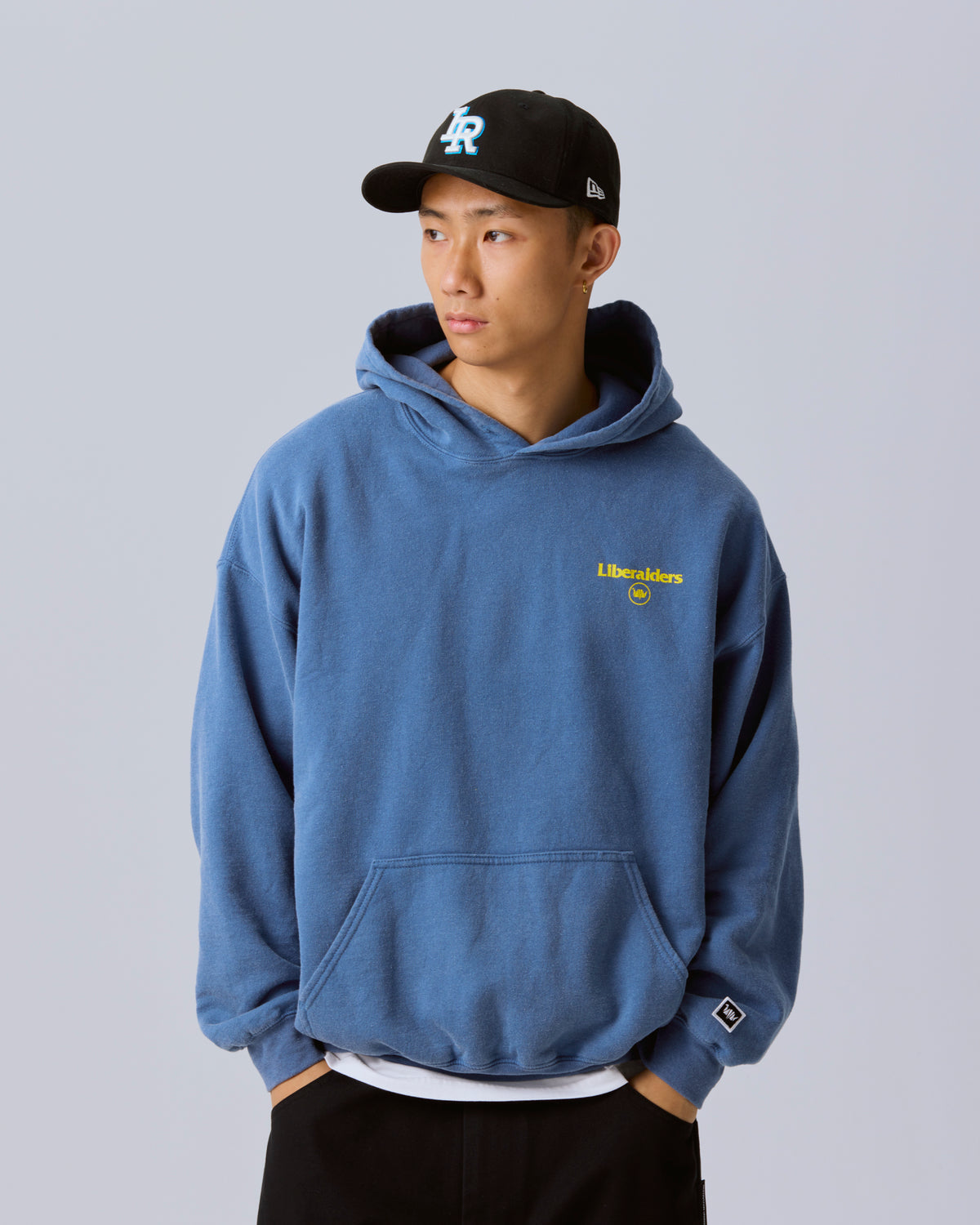 PEACE HOODIE