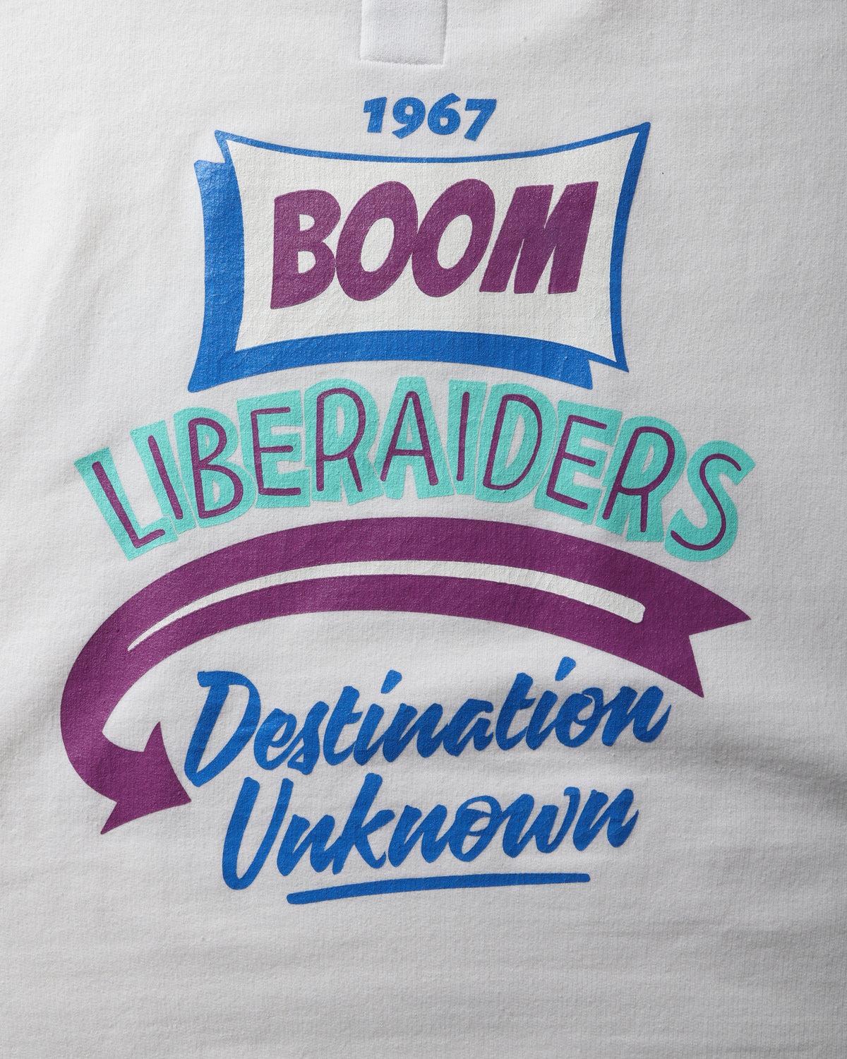 BOOM CREWNECK