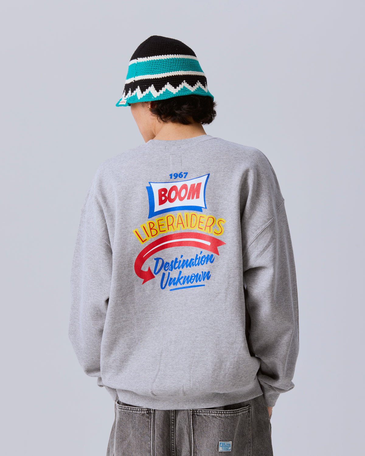BOOM CREWNECK