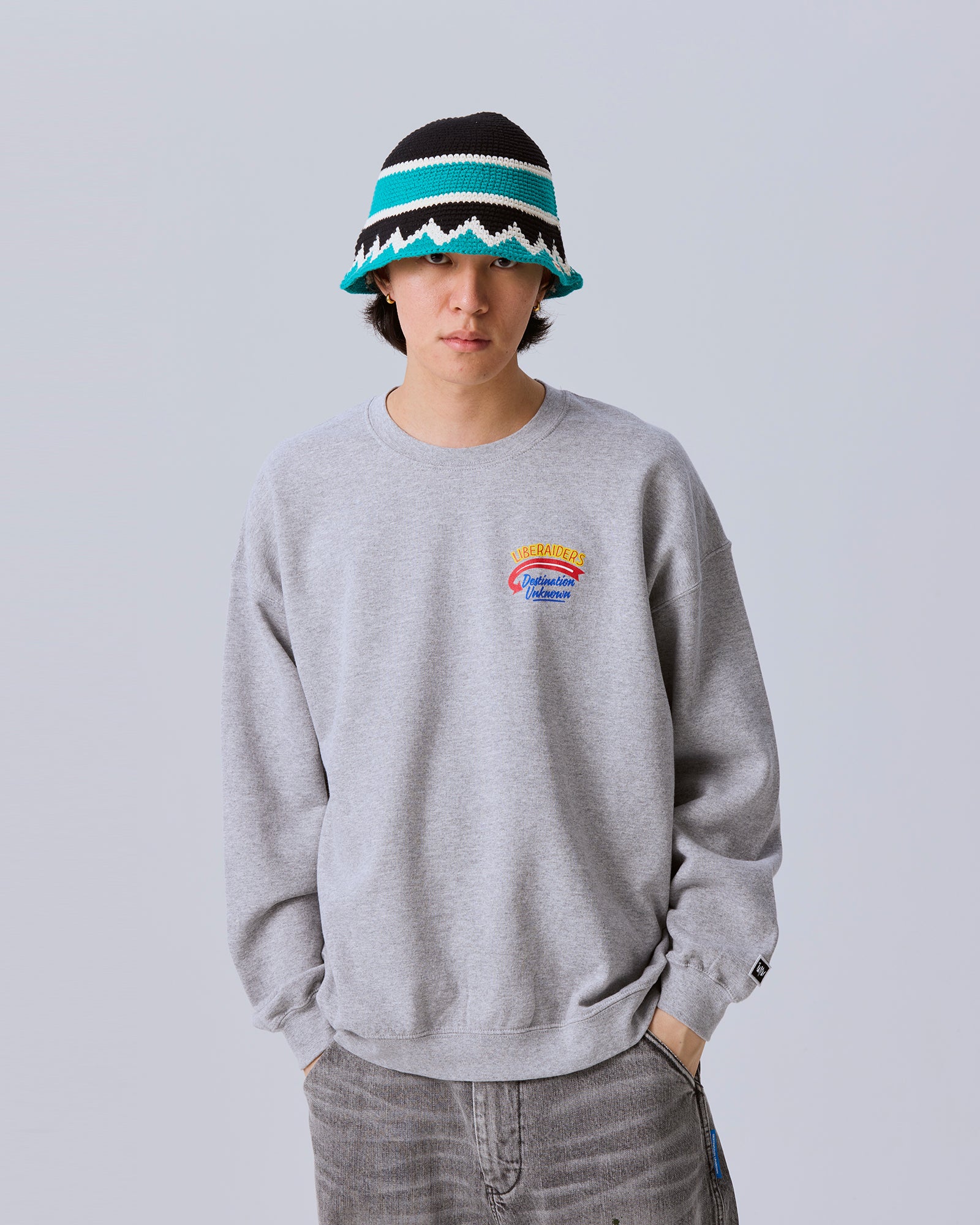 BOOM CREWNECK