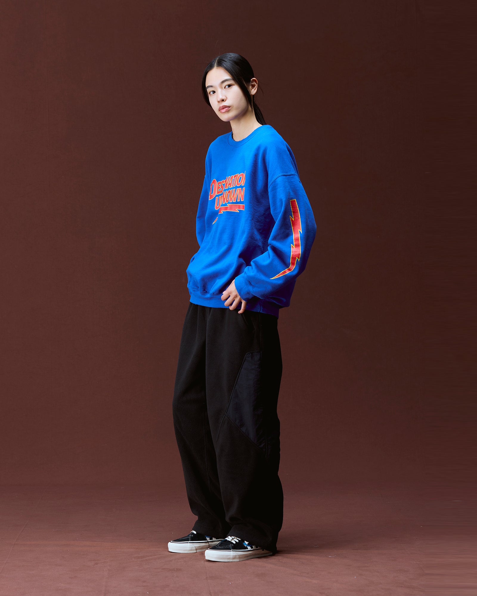 THUNDER LOGO CREWNECK