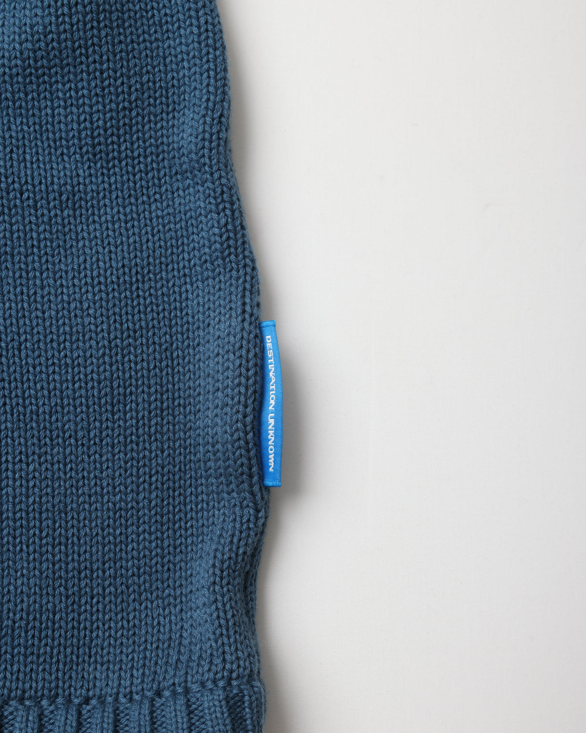 THUNDER LOGO KNIT SWEATER
