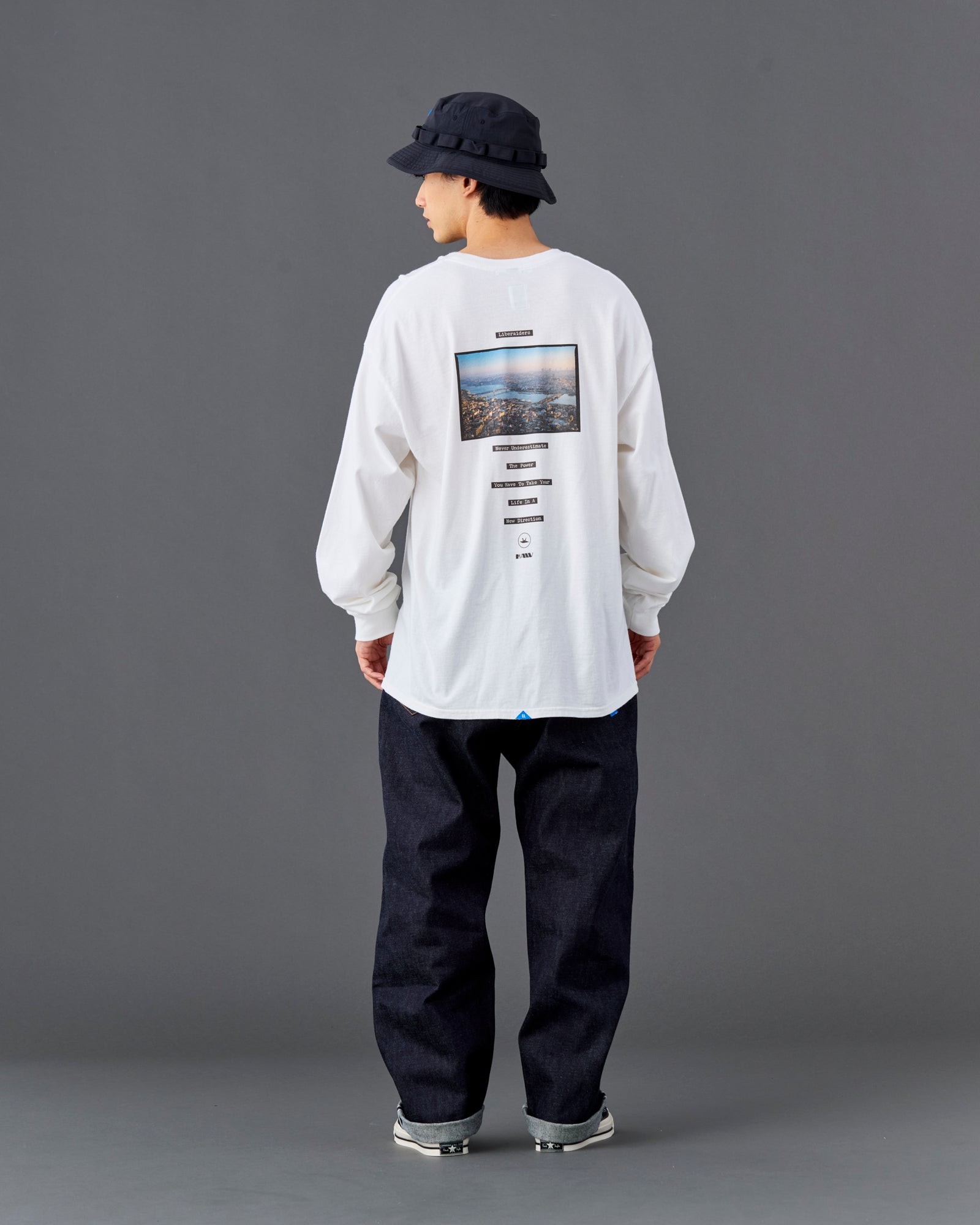 MAW PHOTO L/S TEE