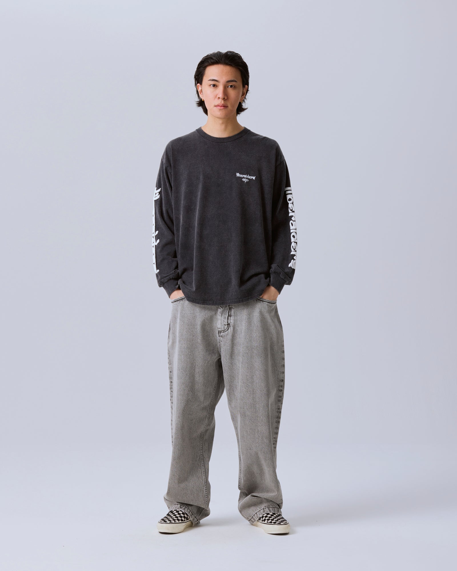SLEEVE FONT L/S TEE