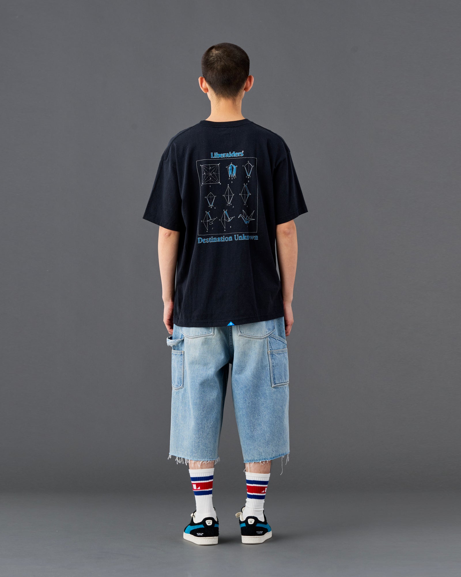 FOLDING METHOD TEE