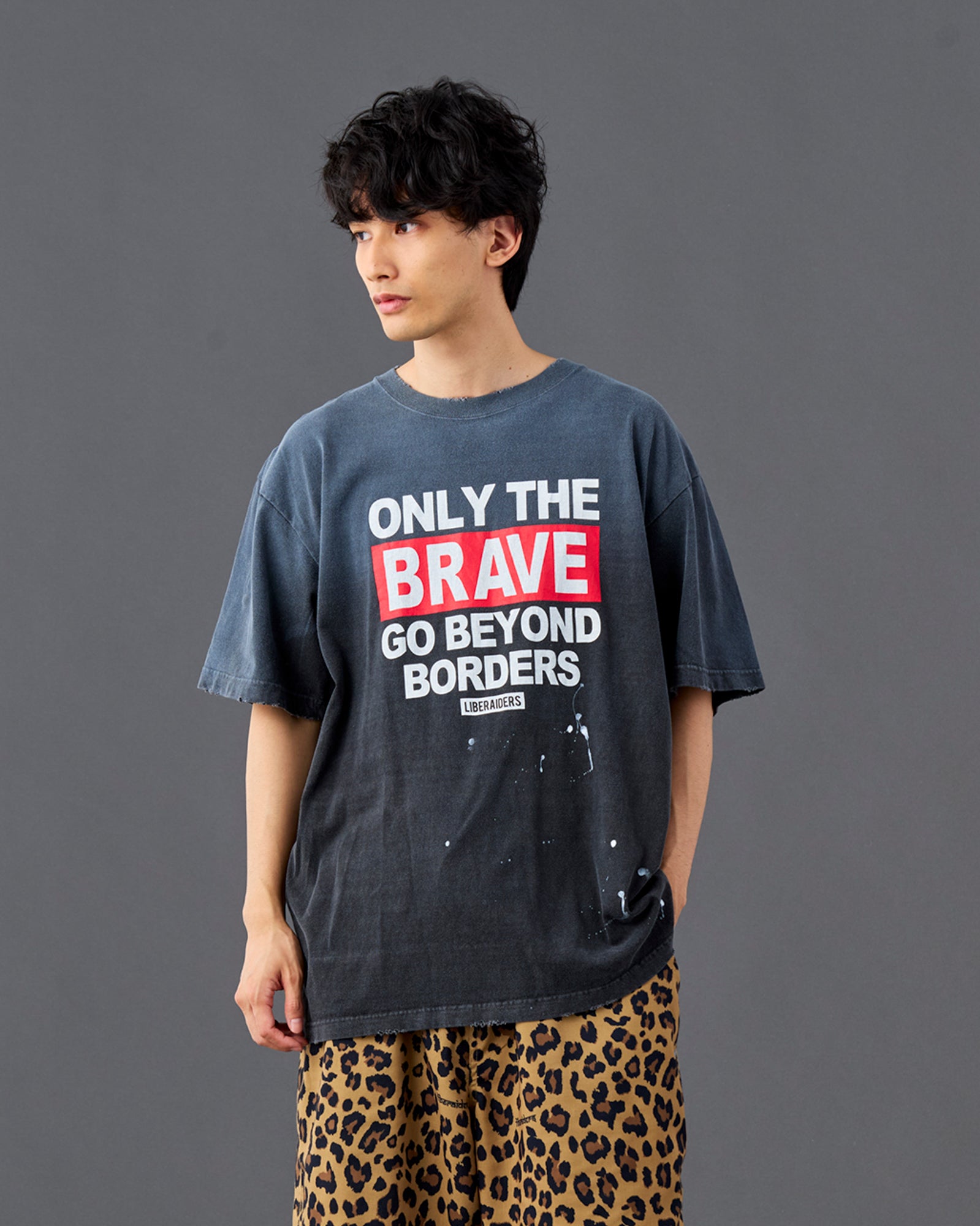 FADED BRAVE TEE