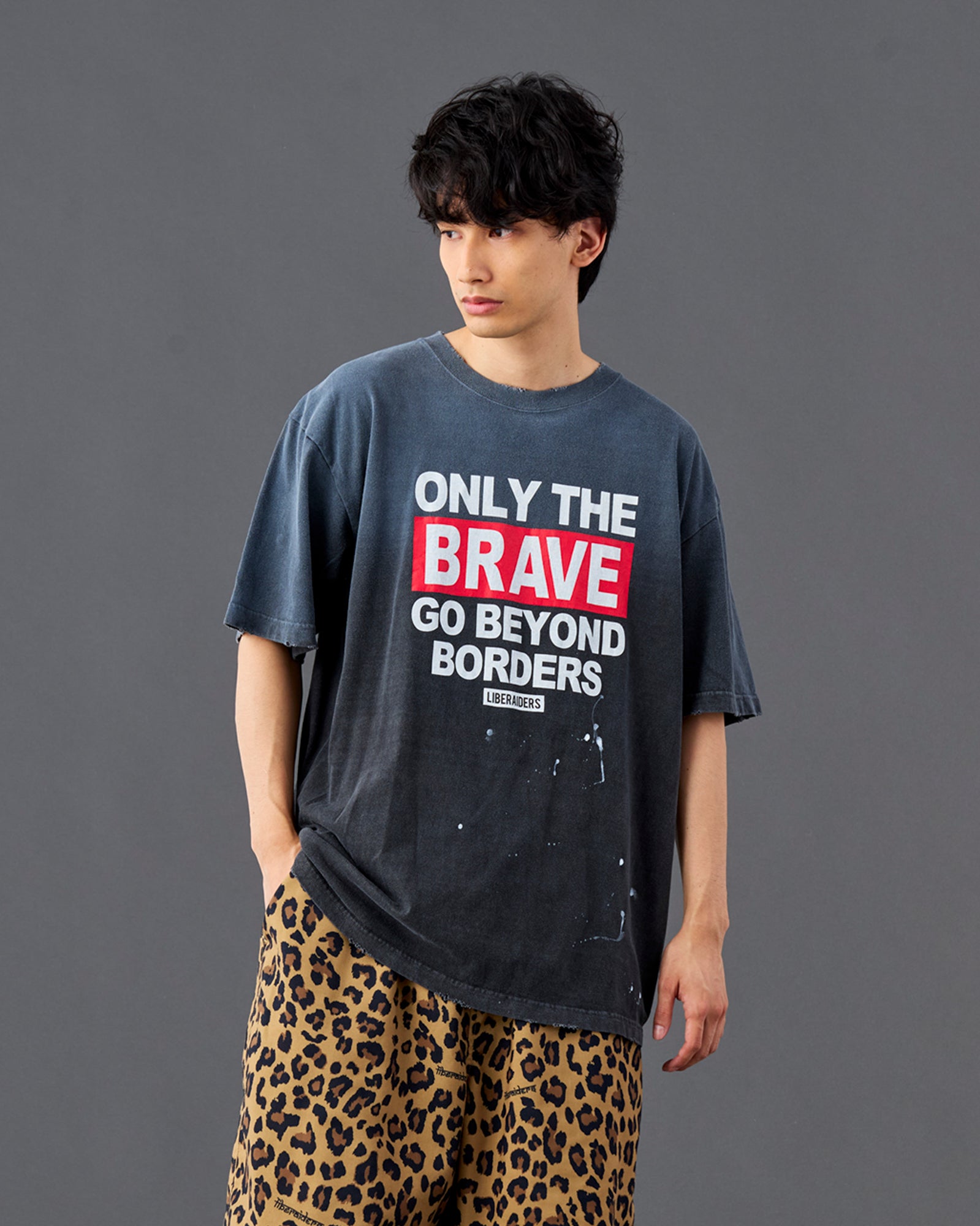 FADED BRAVE TEE