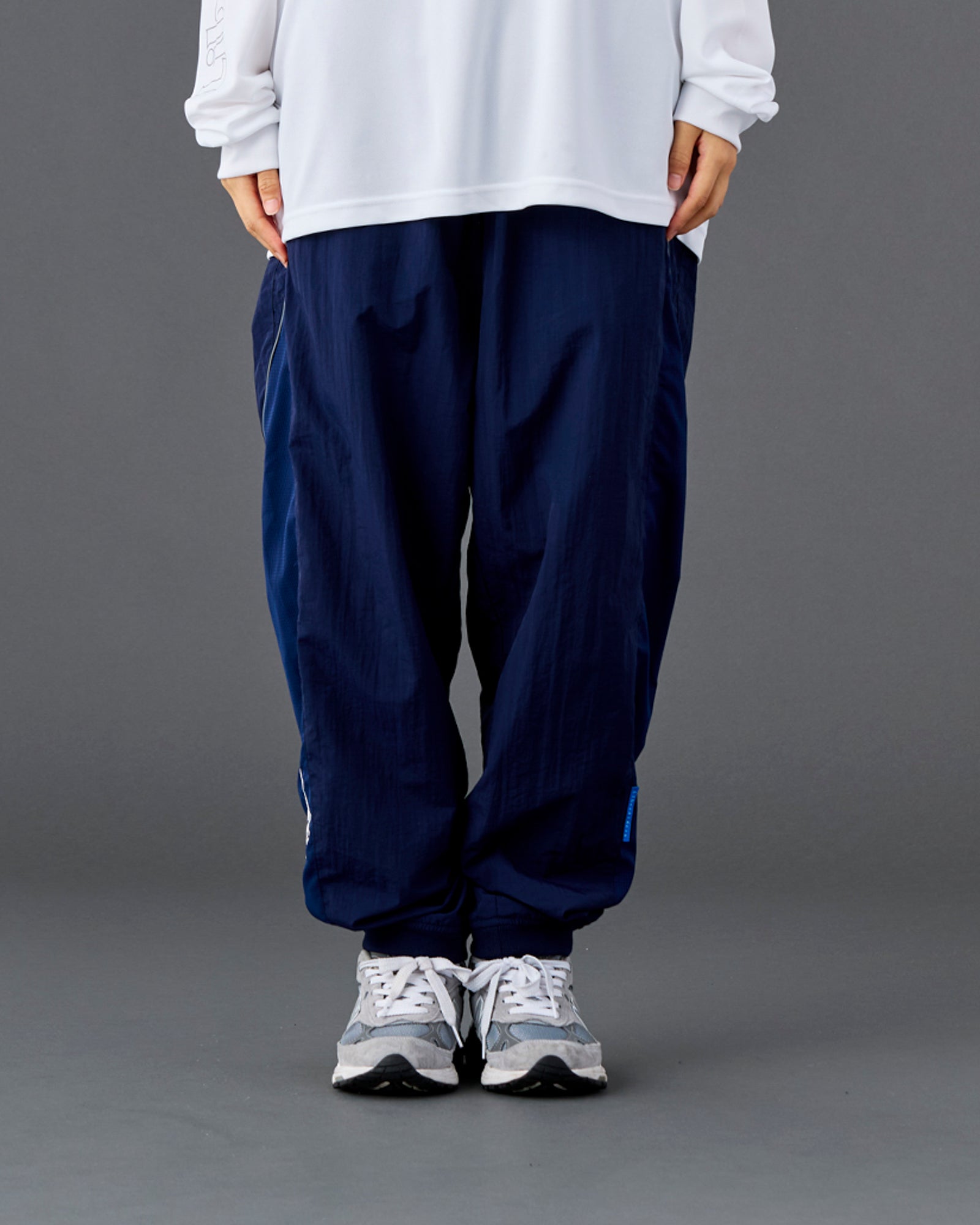 LR NYLON PANTS