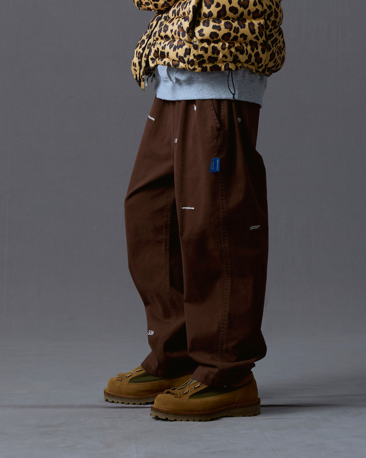 MULTI EMBROIDERY CHINO TROUSERS