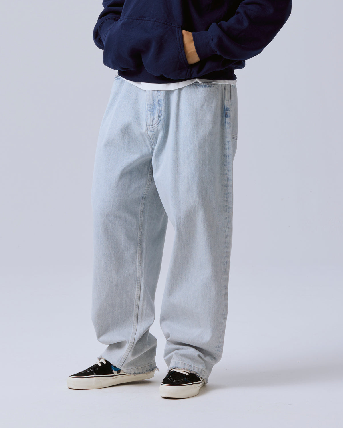 BAGGY DENIM PANTS